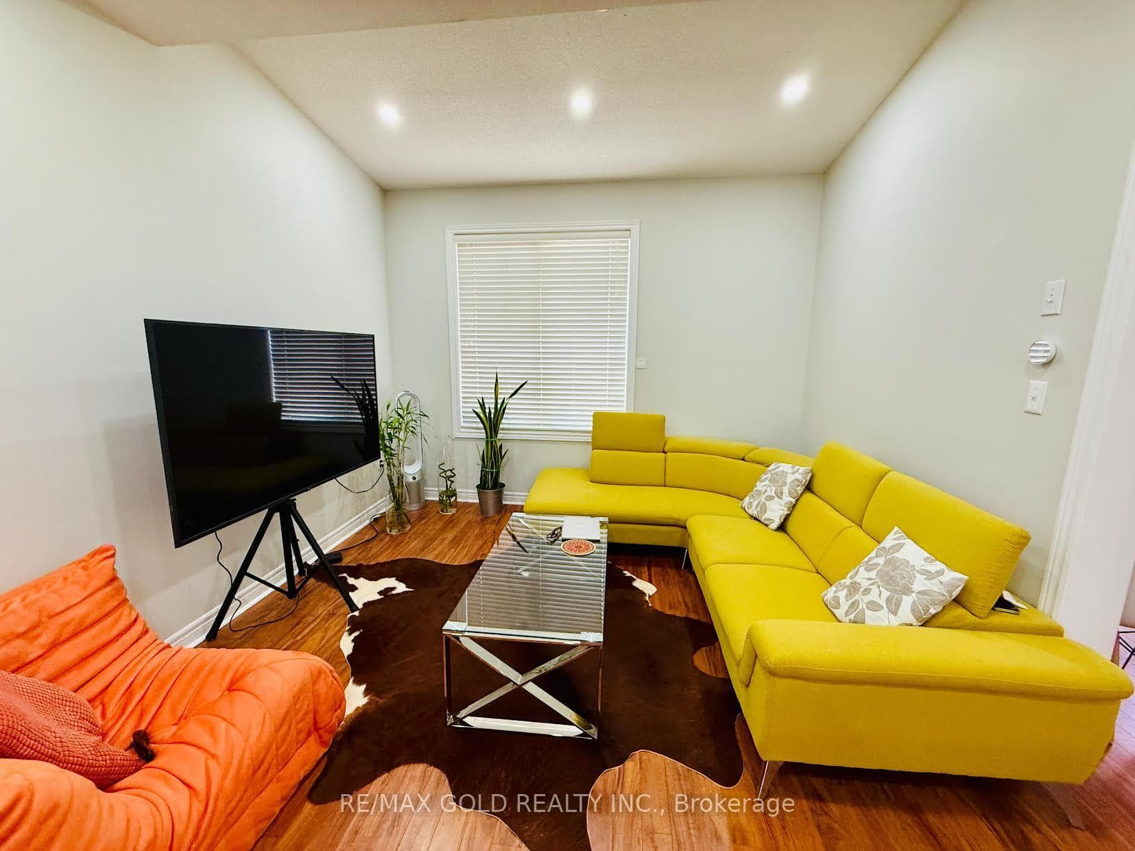 60 Swales Crescent - Detached photo 11 of 24 in Brampton, Ontario