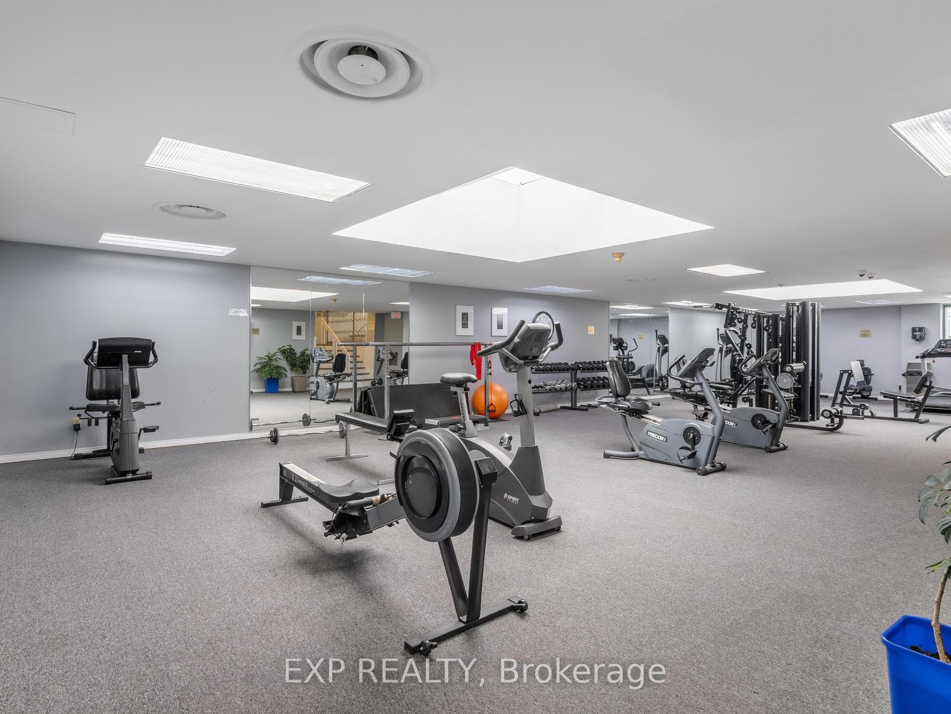 36 James Street Unit 805 - Condo photo 24 of 31 in Hamilton, Ontario
