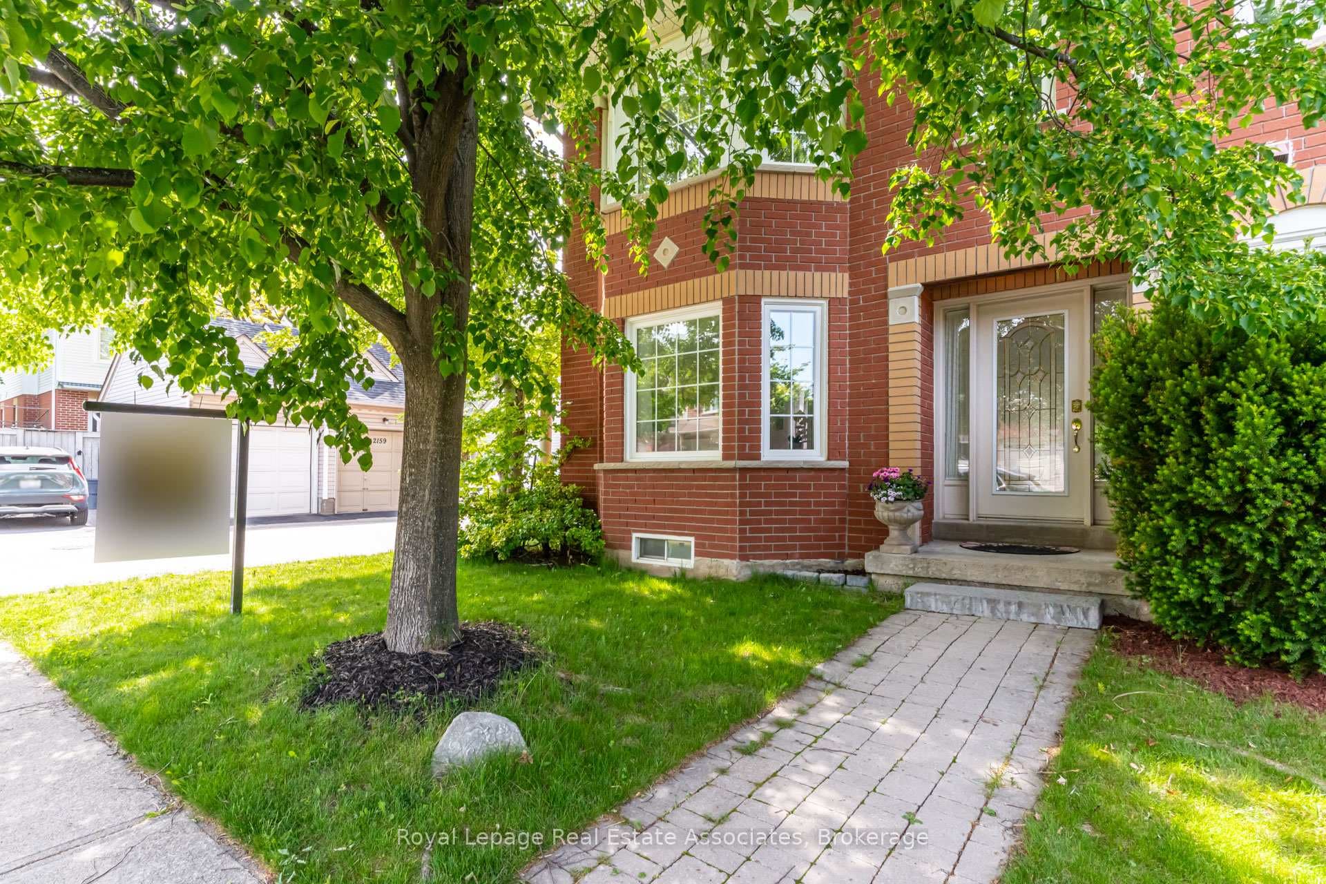 1179 Treetop Terrace - Townhouse photo 3 of 50 in Oakville, Ontario