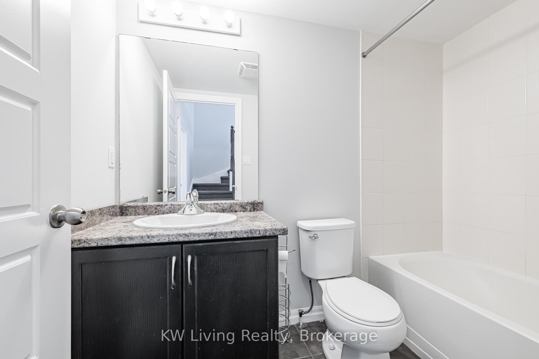 70 Plains Road Unit 18 - Condo photo 30 of 50 in Burlington, Ontario