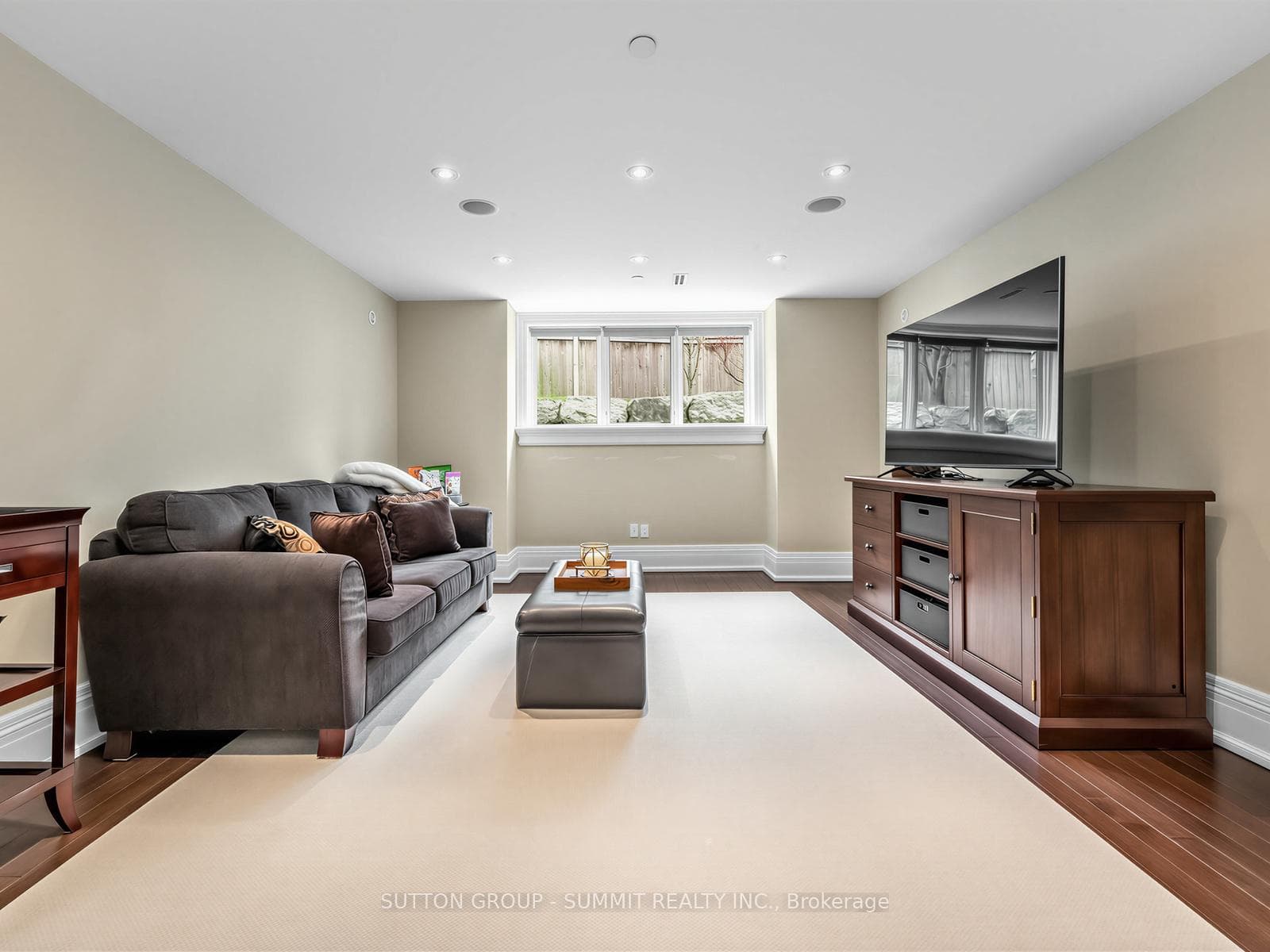 217 Eastcourt Road - Detached photo 29 of 47 in Oakville, Ontario