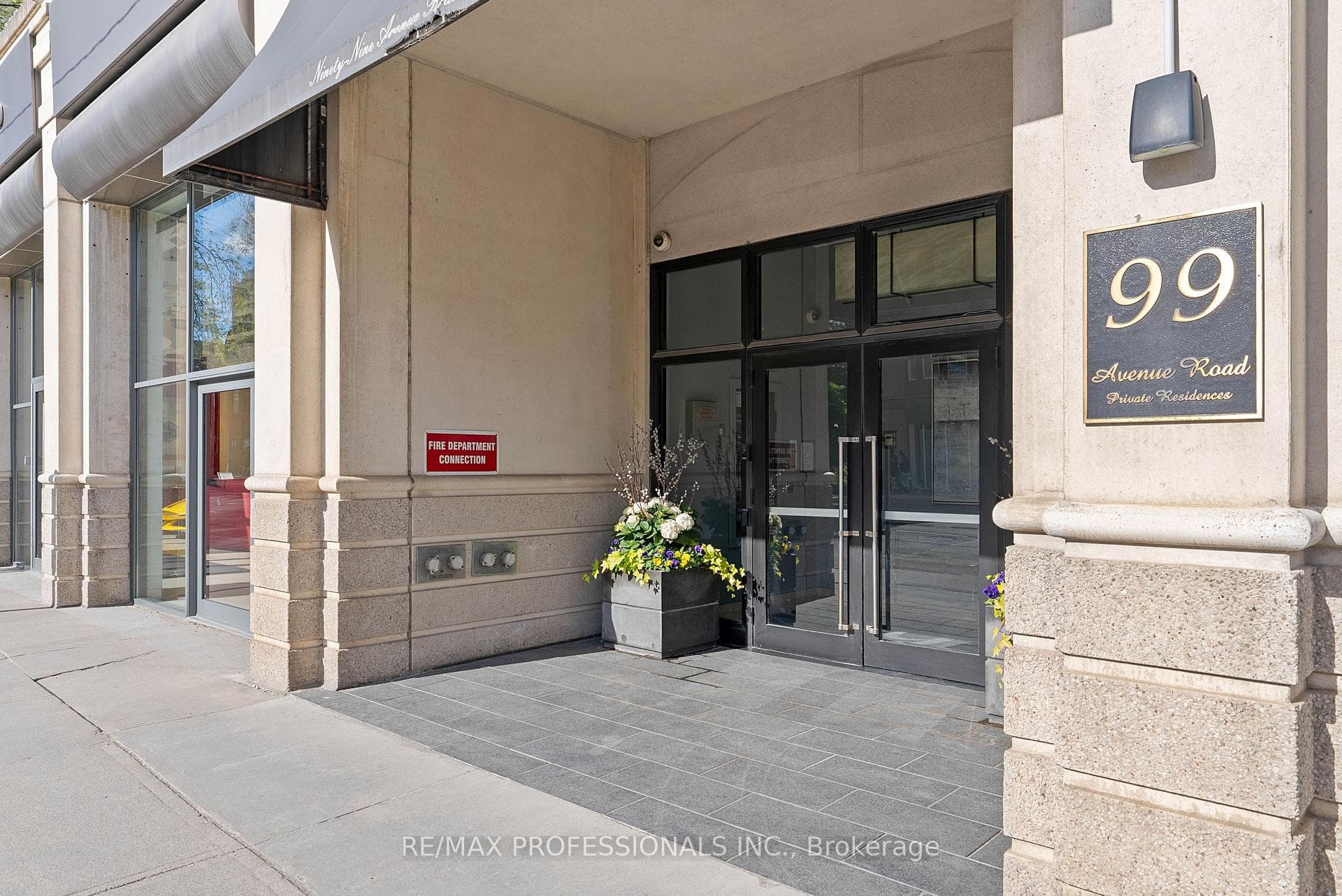 99 Avenue Road Unit SUBPH3 - Condo photo 2 of 50 in Annex / Yorkville / Summerhill, Ontario