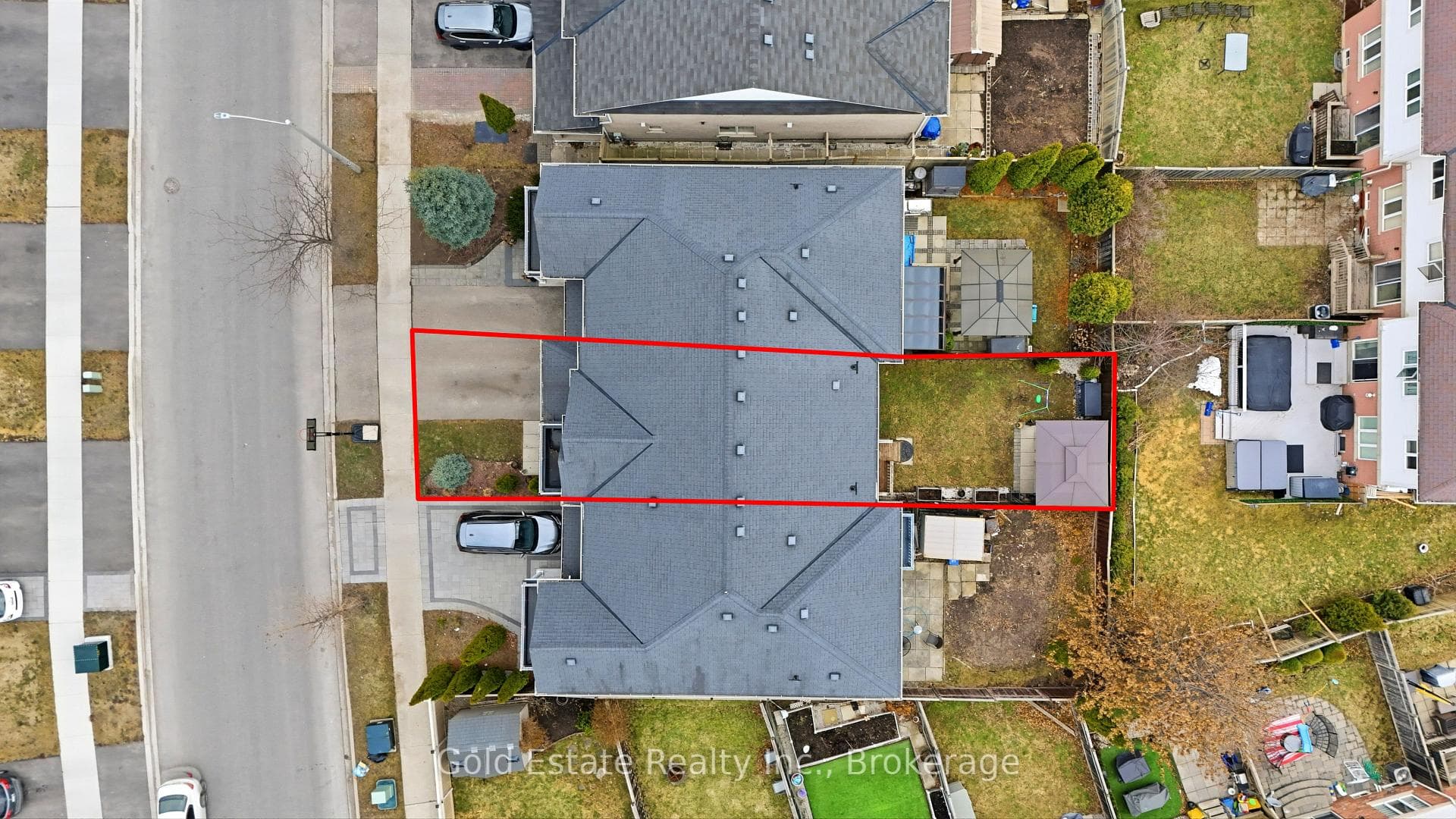 4875 Valera Road - Townhouse photo 4 of 23 in Burlington, Ontario