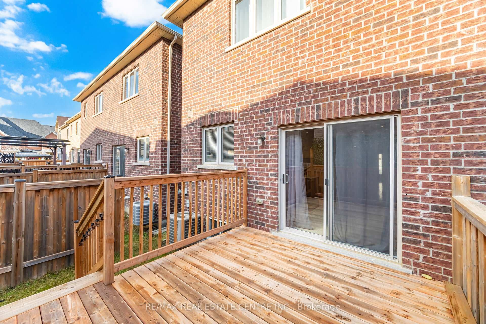 11 Yately Street - Townhouse photo 27 of 29 in Brampton, Ontario