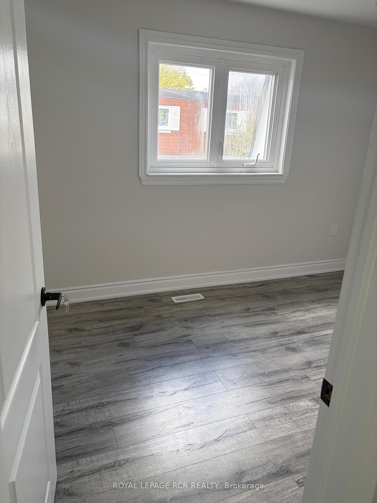 41 Town House Crescent - Condo photo 2 of 11 in Brampton, Ontario