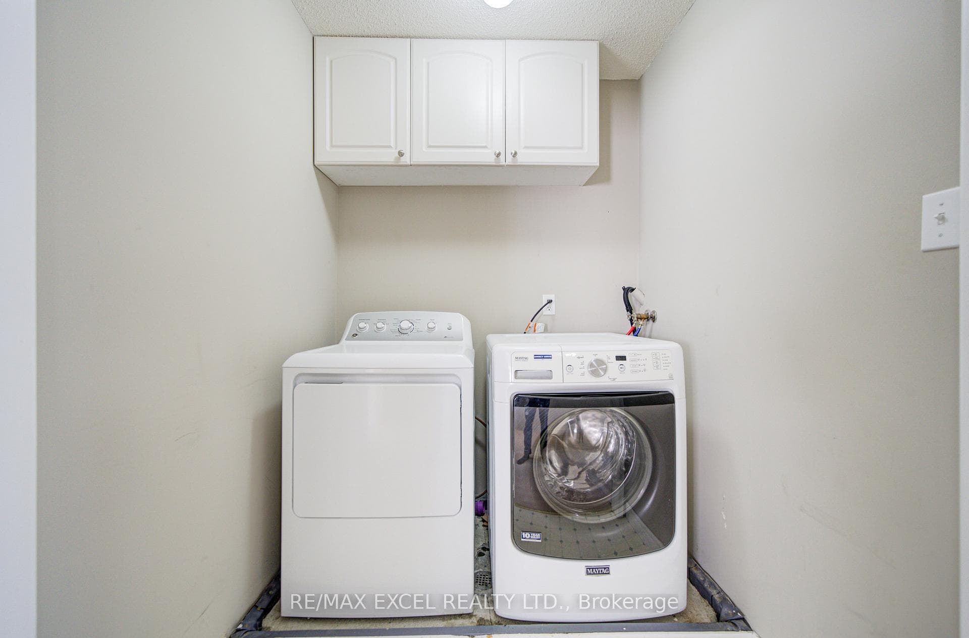 5148 Porter Street - Semi-Detached photo 41 of 48 in Burlington, Ontario