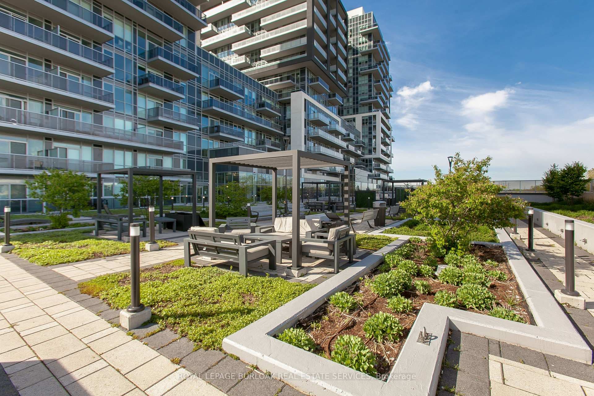 2081 Fairview Street Unit 1201 - Condo photo 18 of 27 in Burlington, Ontario