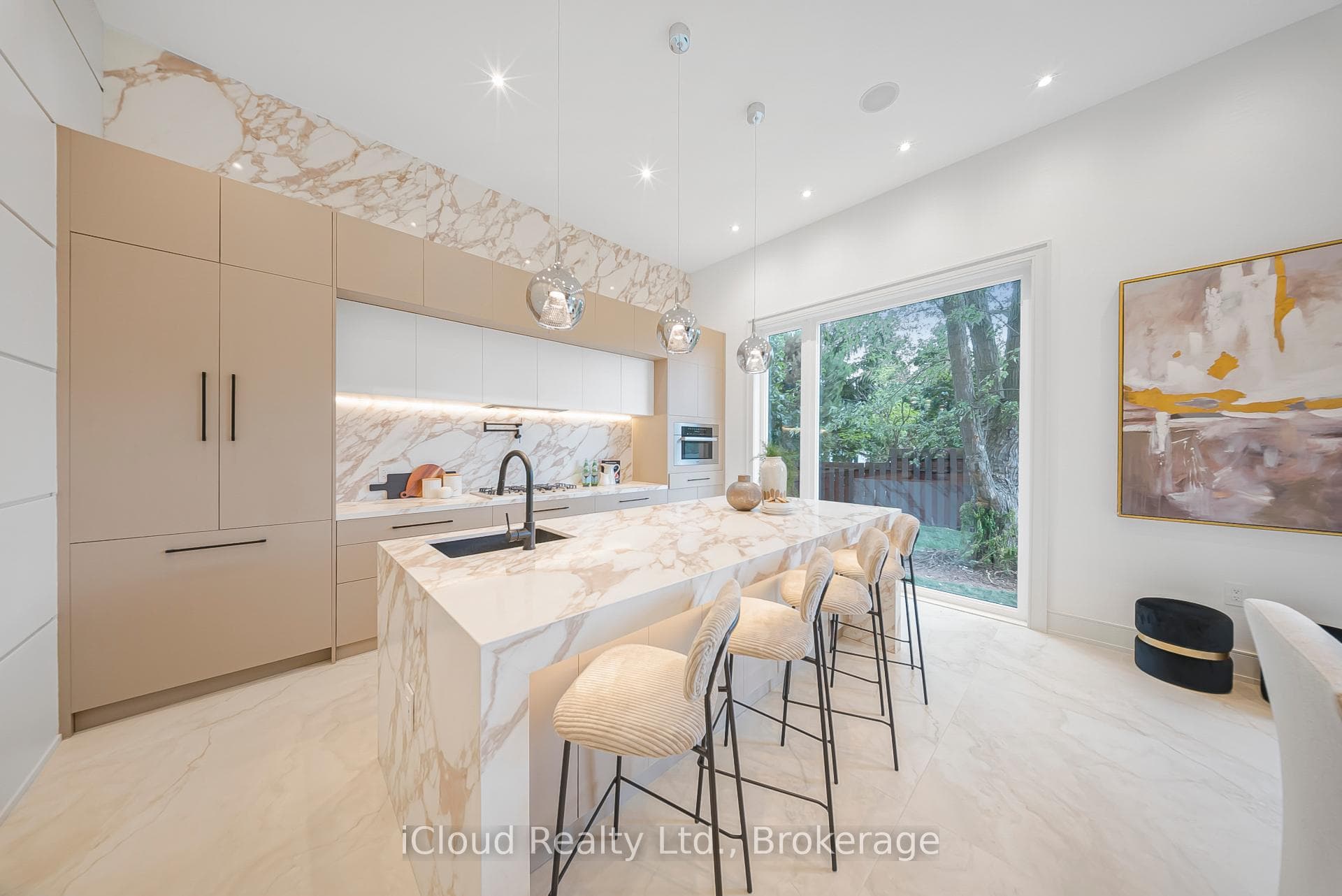 1374 Tansley Drive - Detached photo 8 of 46 in Oakville, Ontario