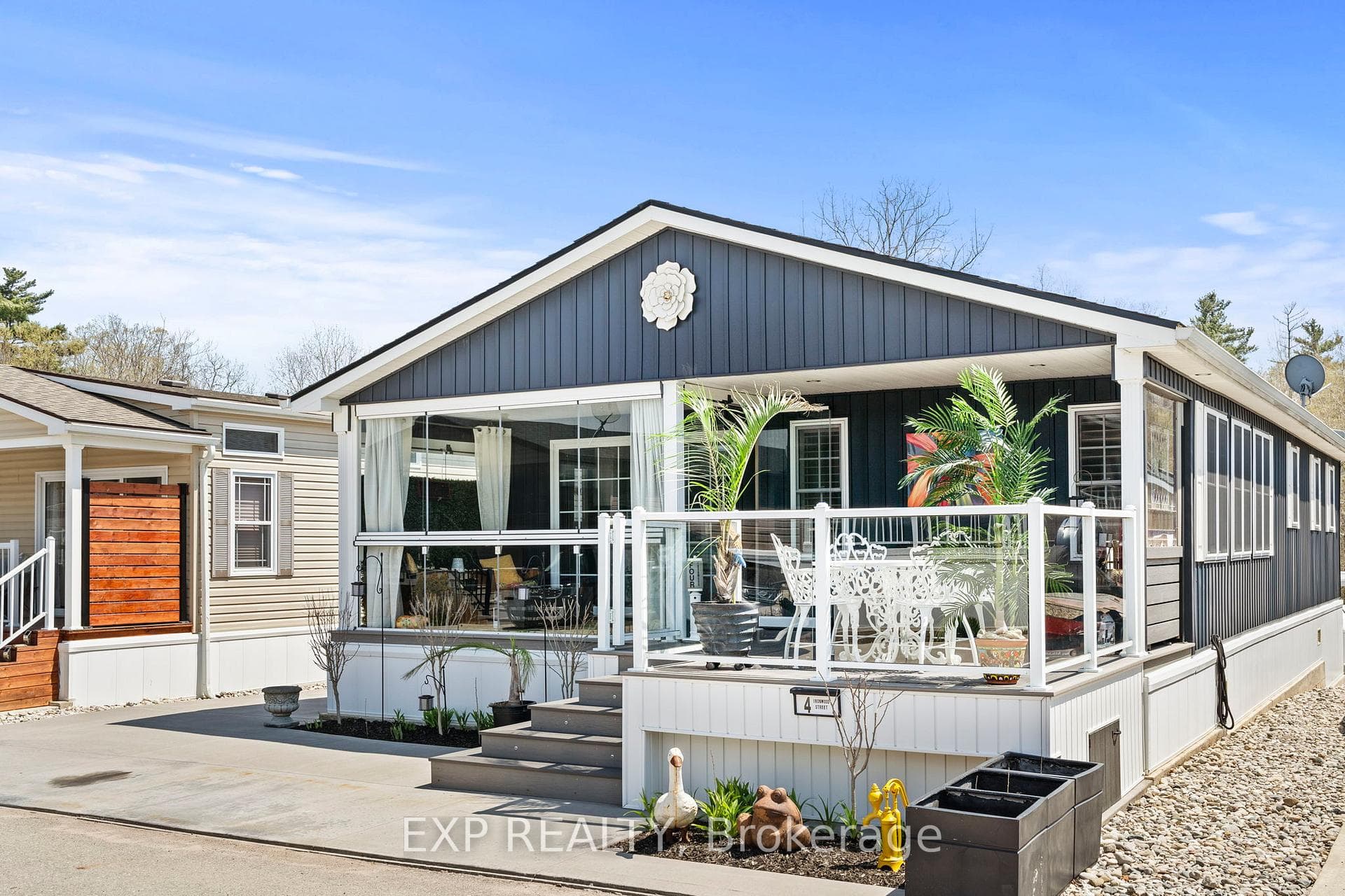 4449 Milburough Line Unit 4 Ironwood - Detached photo 4 of 48 in Burlington, Ontario
