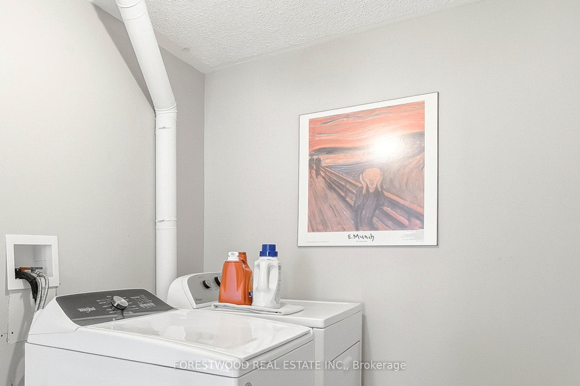69 Surbray Grove - Semi-Detached photo 31 of 46 in Mississauga, Ontario