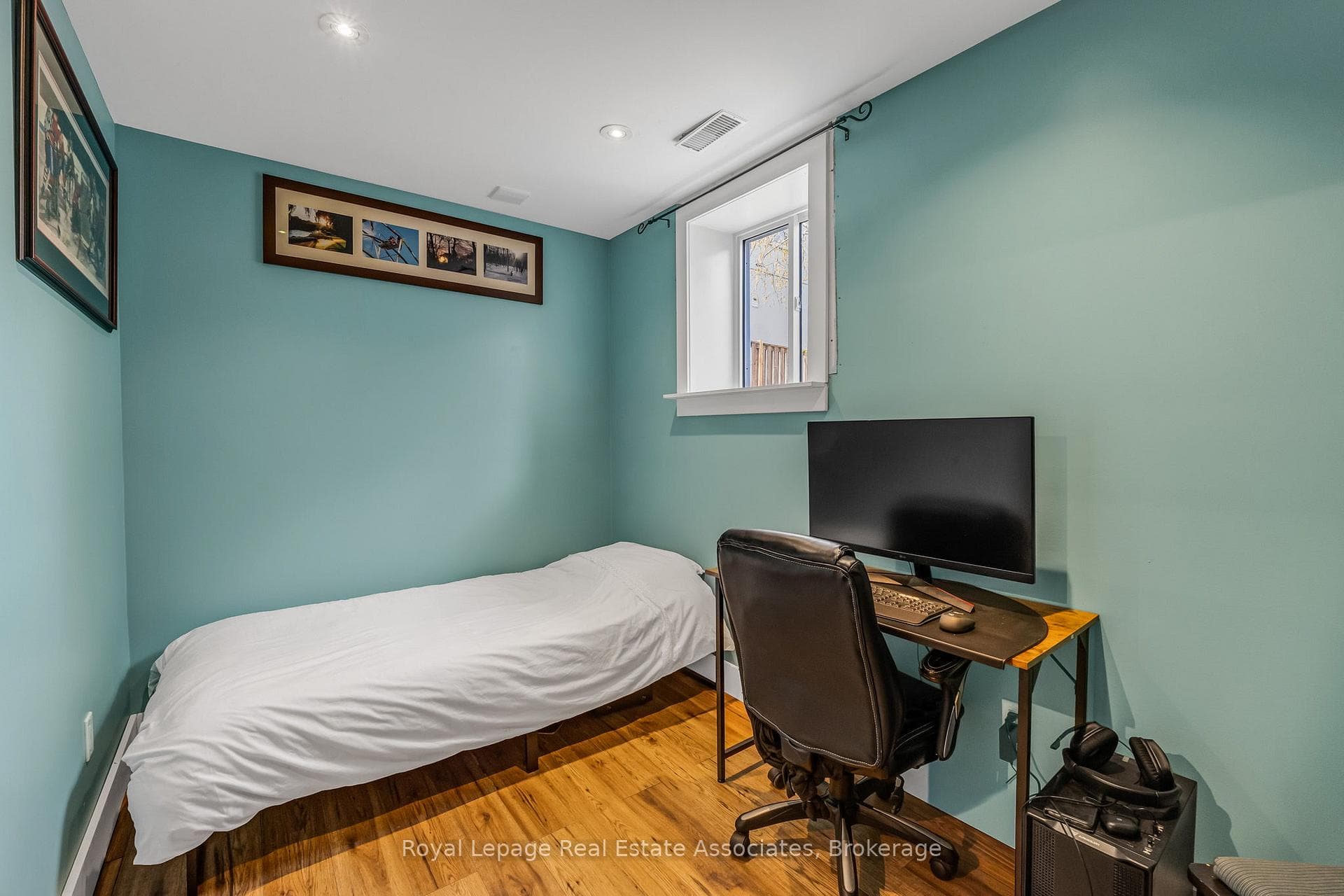 1043 Shaw Drive - Detached photo 32 of 45 in Mississauga, Ontario