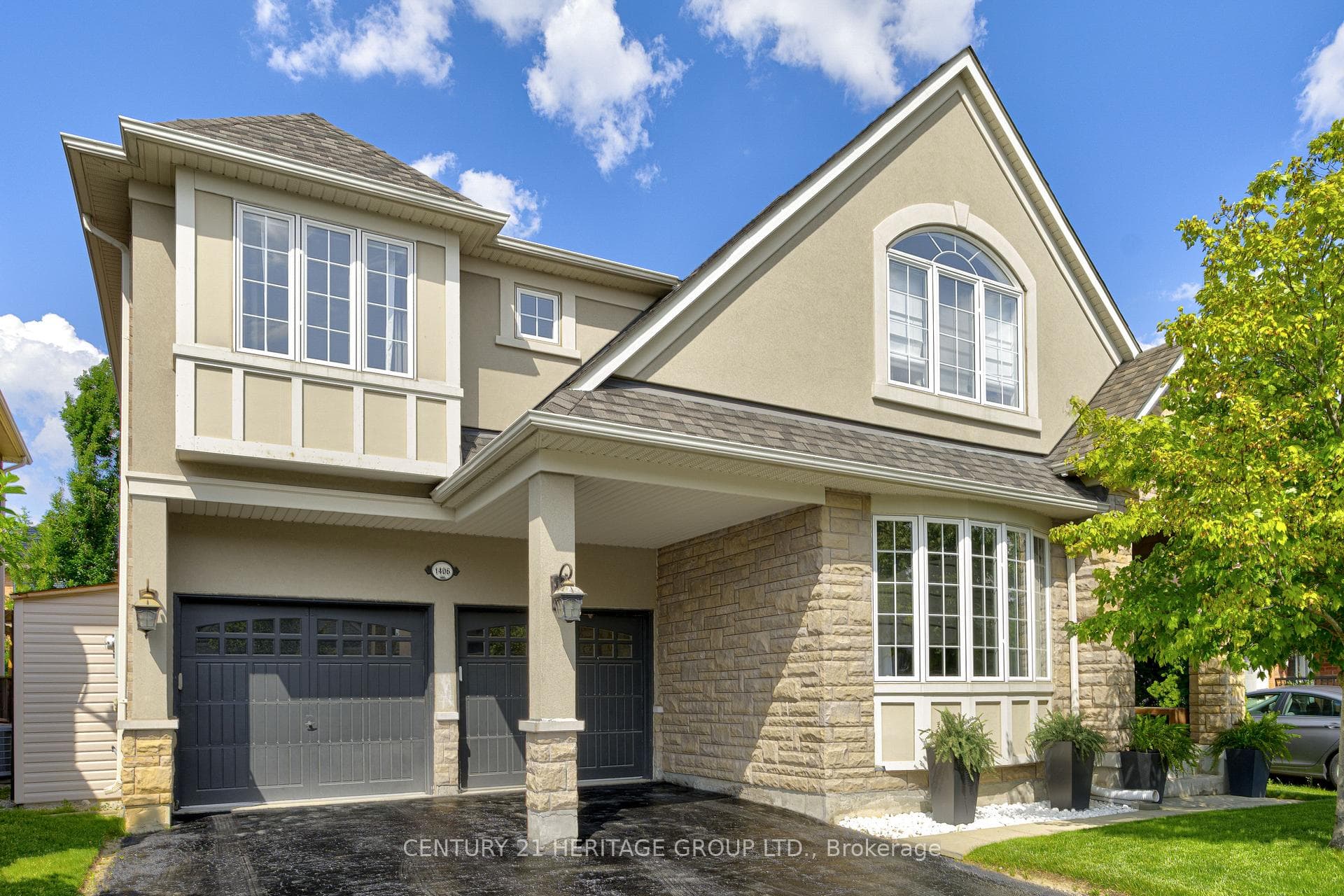 1406 Marshall Crescent - Detached photo 1 of 50 in Milton, Ontario