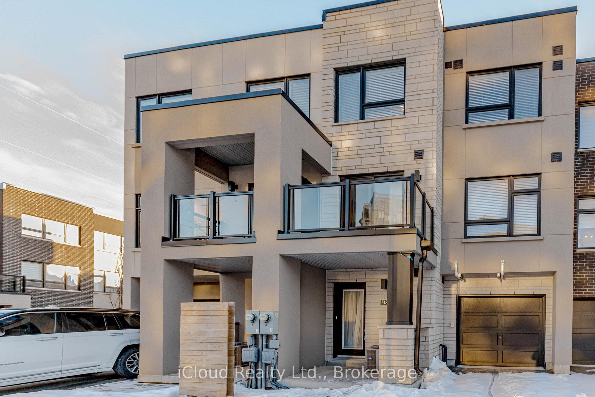 3189 BASTEDO Common Unit 69 - Townhouse photo 2 of 50 in Burlington, Ontario