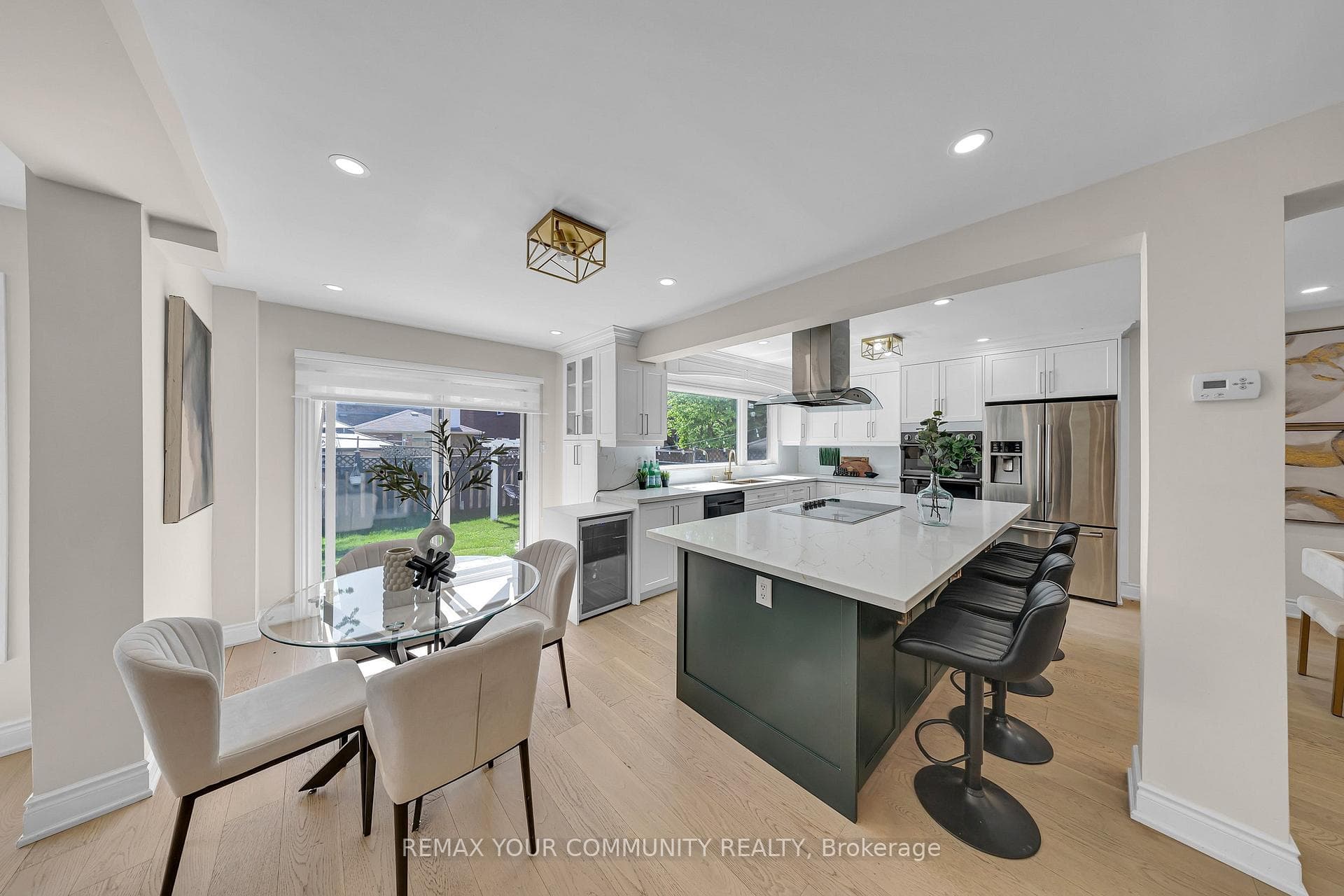 2666 Burnford Trail - Detached photo 15 of 50 in Mississauga, Ontario