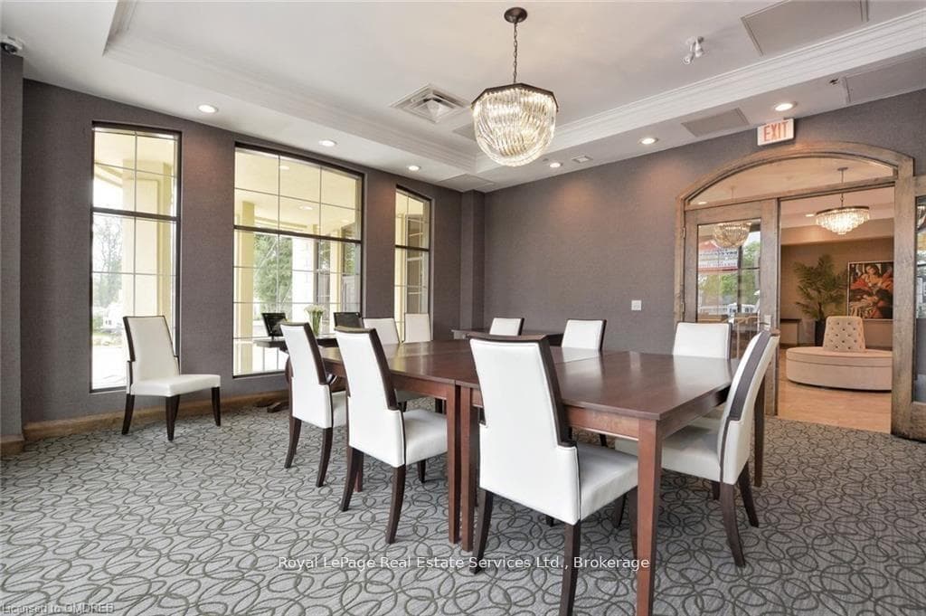205 Lakeshore Road Unit 407 - Condo photo 23 of 27 in Oakville, Ontario