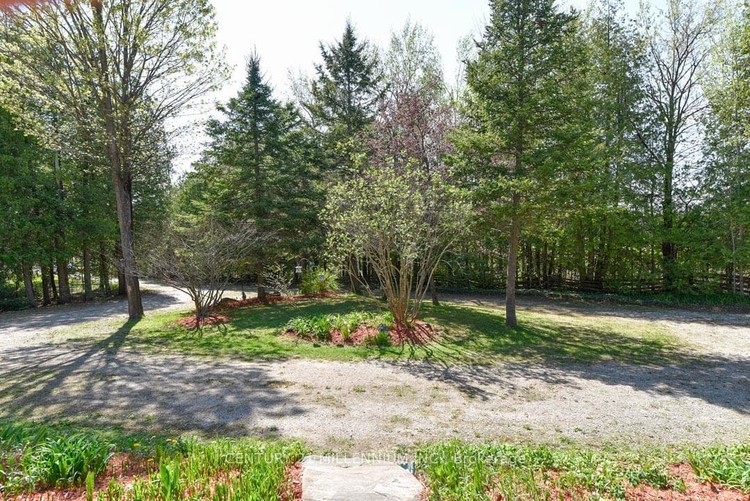 18599 Horseshoe Hill Road - Detached photo 6 of 48 in Caledon, Ontario