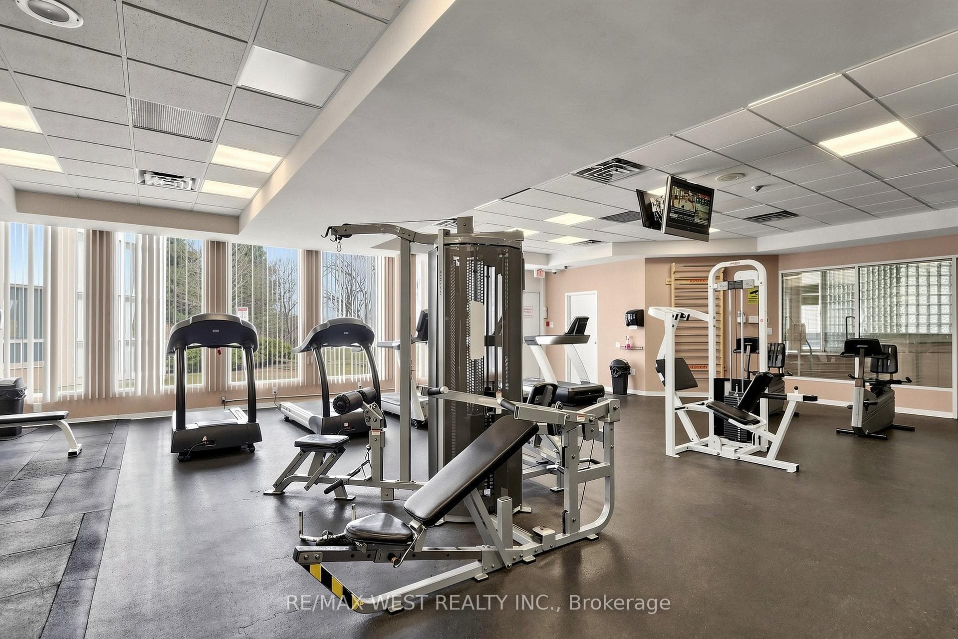5 Concorde Place Unit 1302 - Condo photo 41 of 47 in Don Mills / Parkwoods / Victoria Village, Ontario