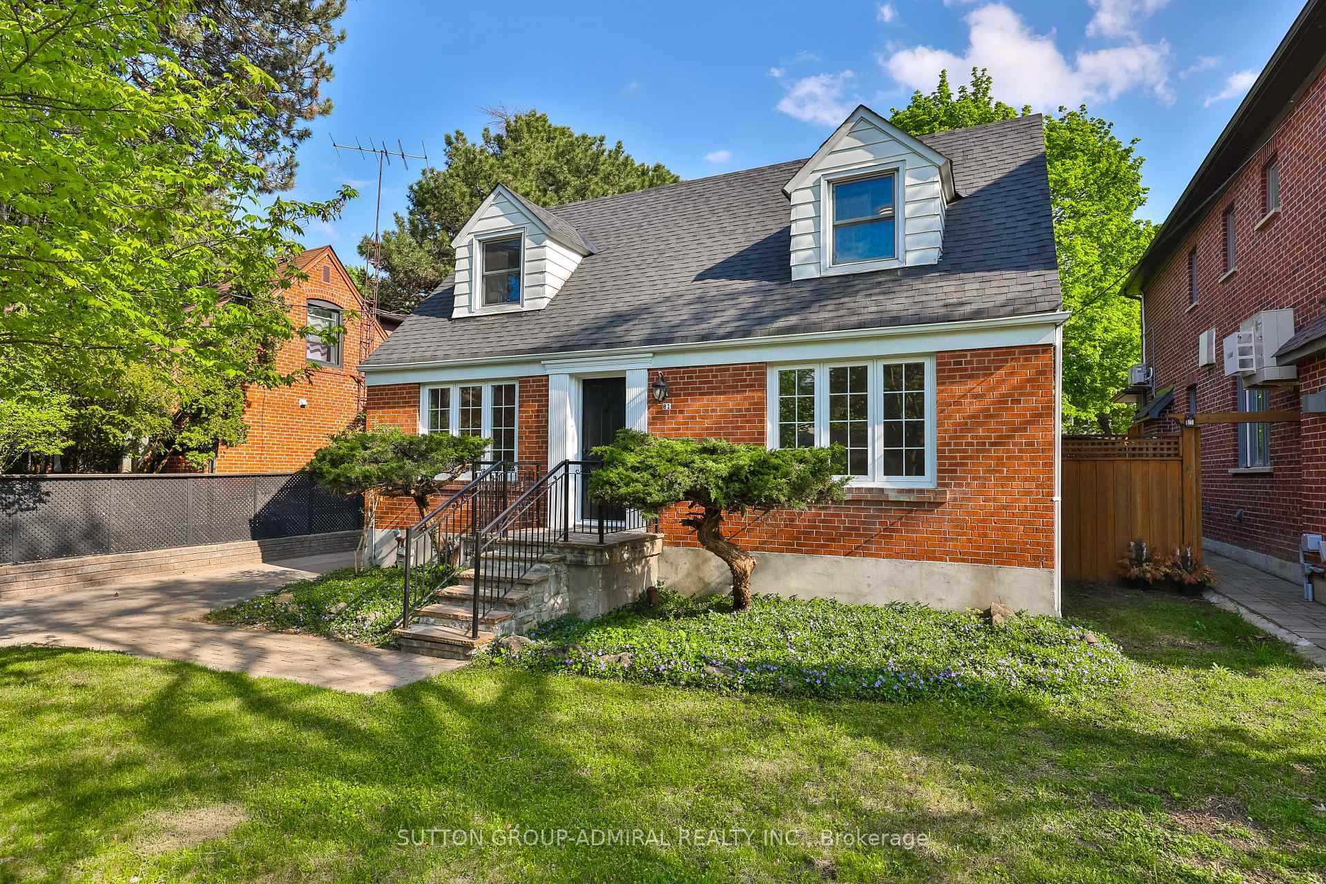81 Yorkview Drive - Detached photo 2 of 48 in Thornhill / Willowdale, Ontario