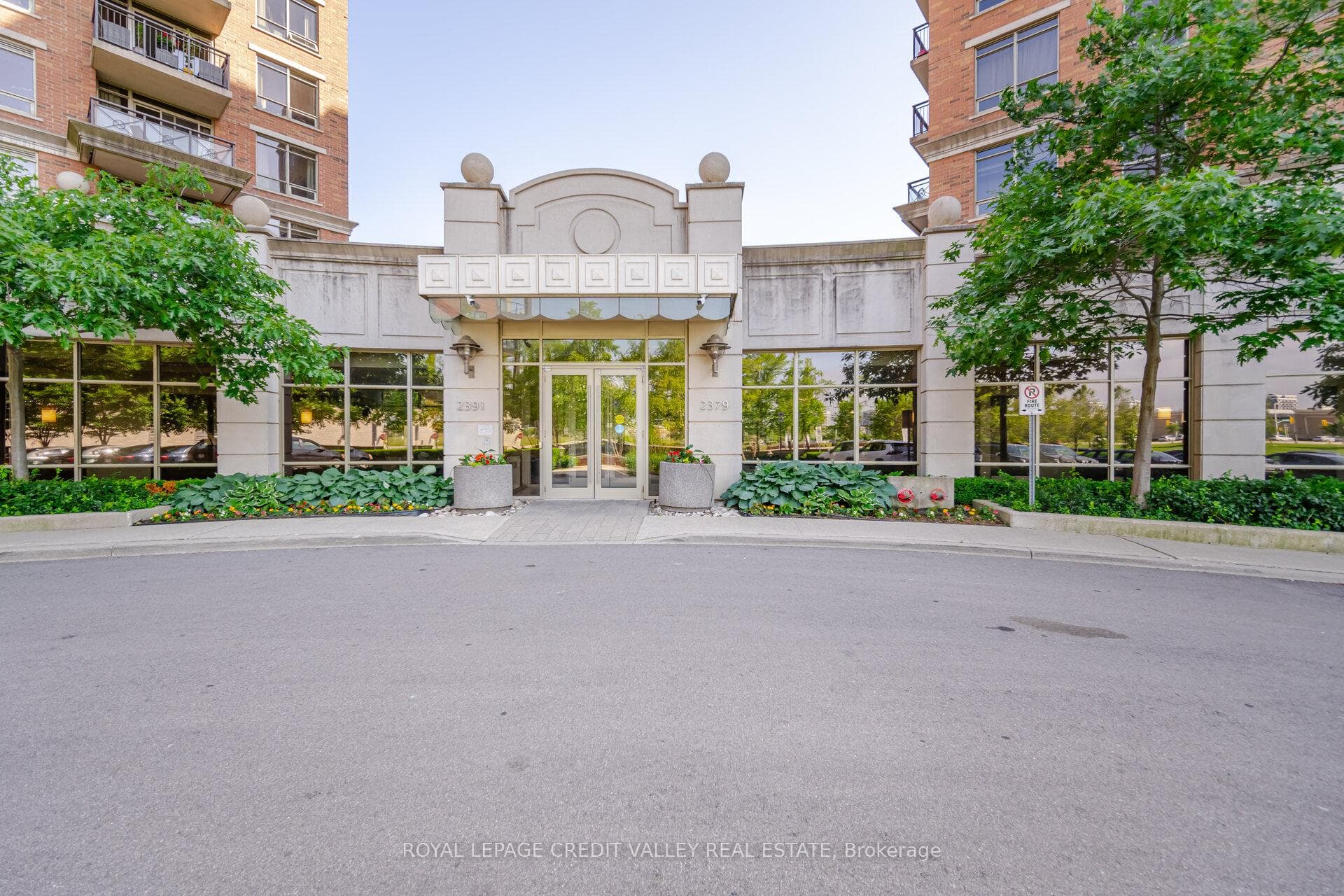 2379 Central Park Drive Unit 501 - Condo photo 2 of 38 in Oakville, Ontario