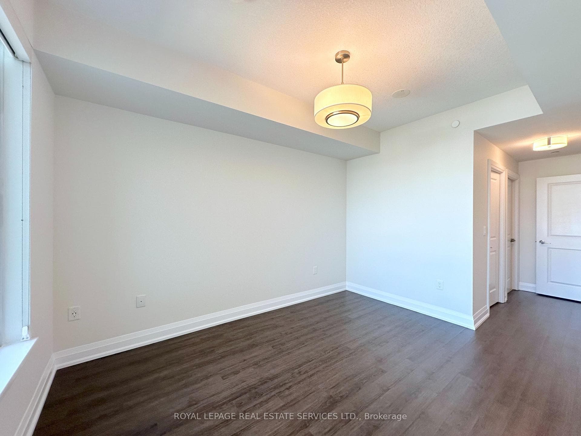 2333 Taunton Road Unit 901 - Condo photo 8 of 25 in Oakville, Ontario