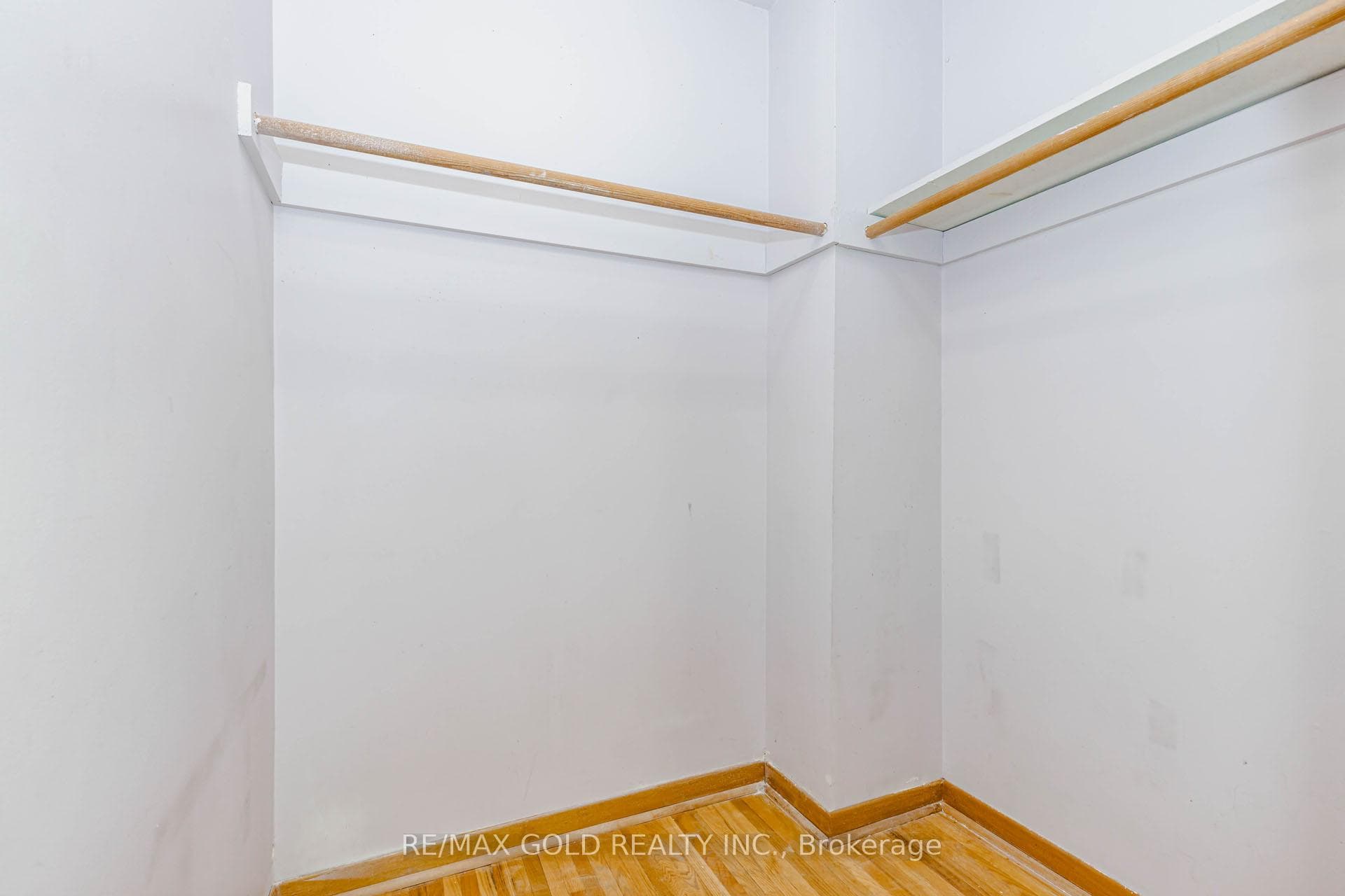 38 Achill Crescent - Semi-Detached photo 23 of 50 in Mississauga, Ontario