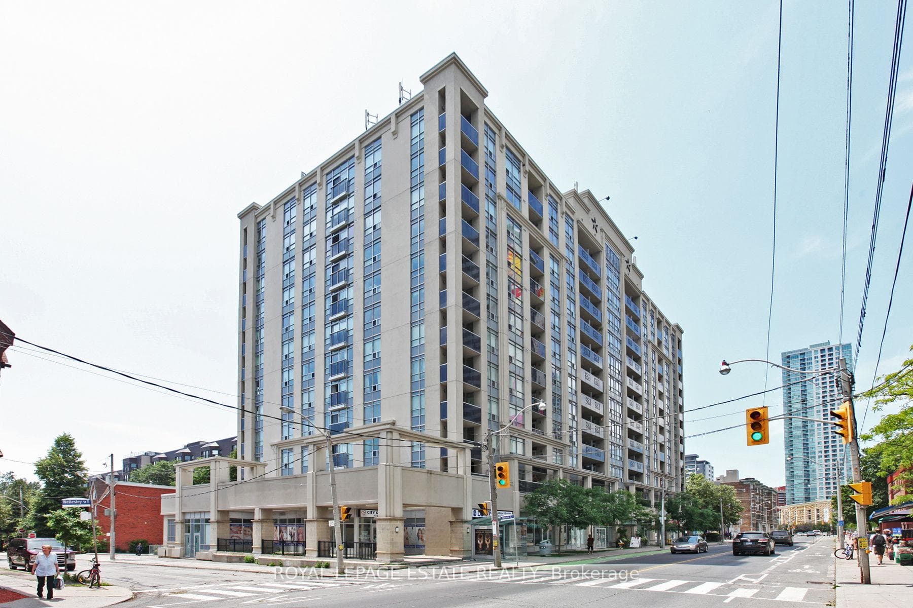 225 Wellesley Street Unit 512 - condo for sale in Regent Park / Cabbagetown / St. James Town