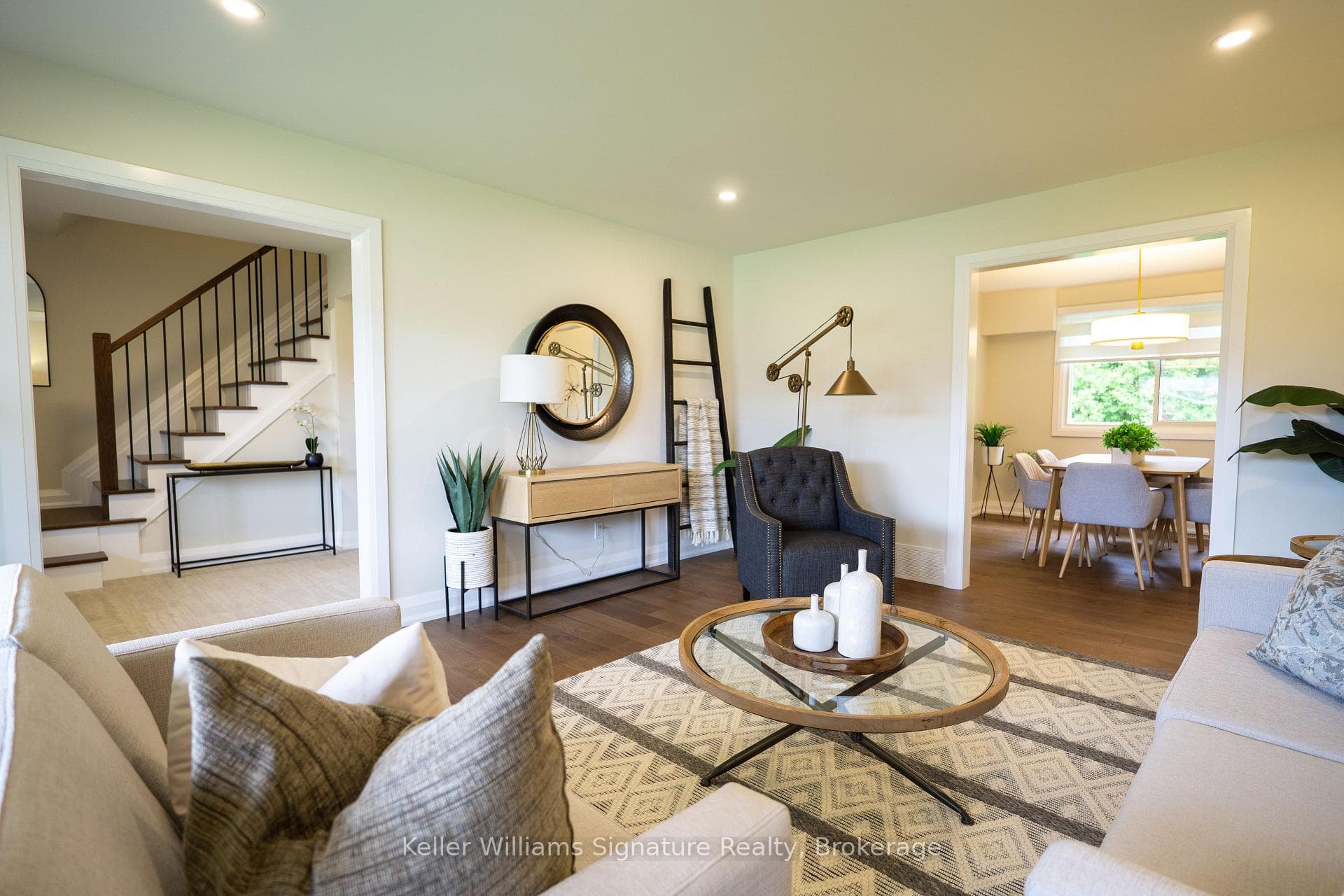 503 Wicklow Road - Detached photo 9 of 42 in Burlington, Ontario