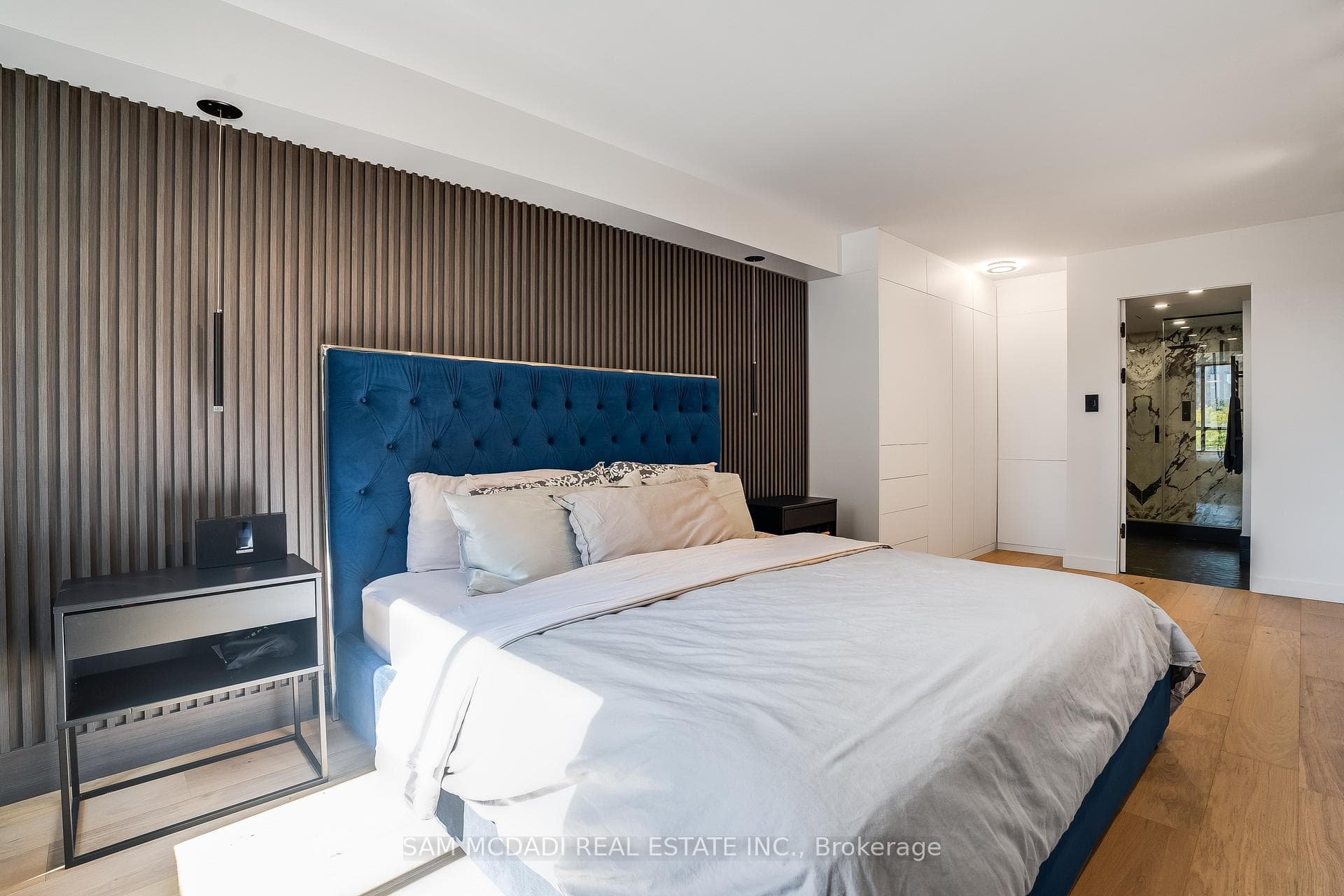 5444 Yonge Street Unit 304 - Condo photo 17 of 40 in Thornhill / Willowdale, Ontario