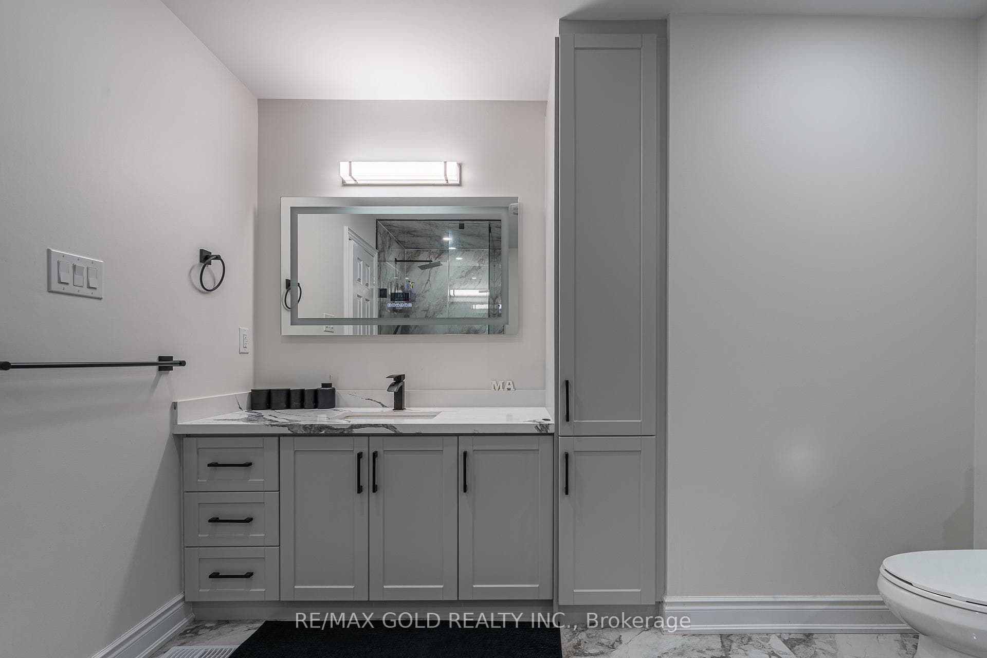 6 Meadow Glade Road - Detached photo 21 of 36 in Brampton, Ontario