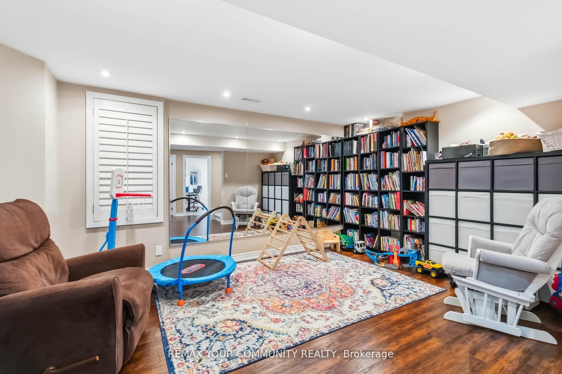 4184 Vermont Crescent - Detached photo 32 of 50 in Burlington, Ontario
