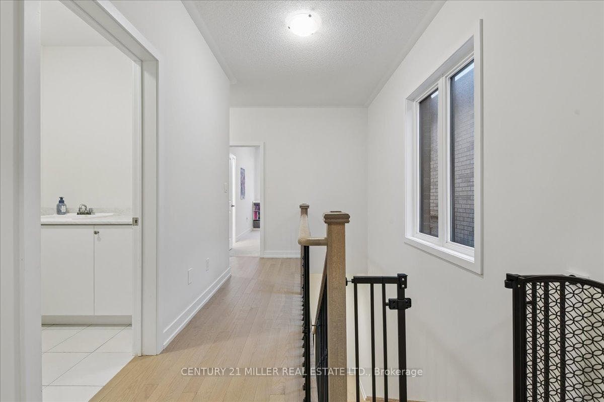 1358 Loon Lane - Detached photo 17 of 40 in Oakville, Ontario