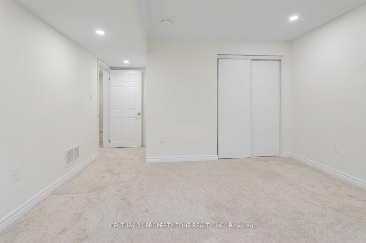 250 Lagerfeld Drive Unit 4 - Condo photo 12 of 18 in Brampton, Ontario