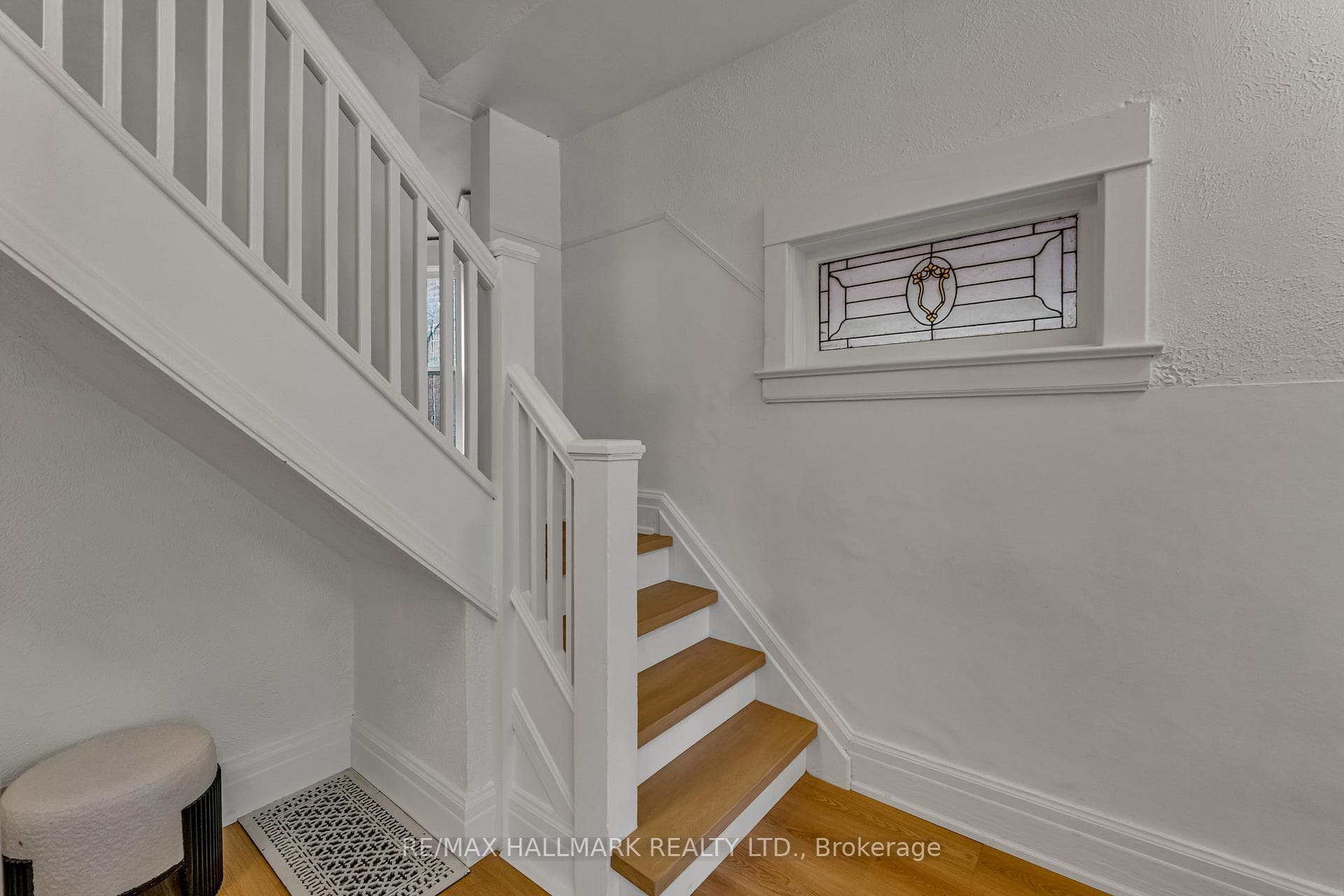49 Ravina Crescent - Semi-Detached photo 5 of 47 in Riverdale / Leslieville, Ontario