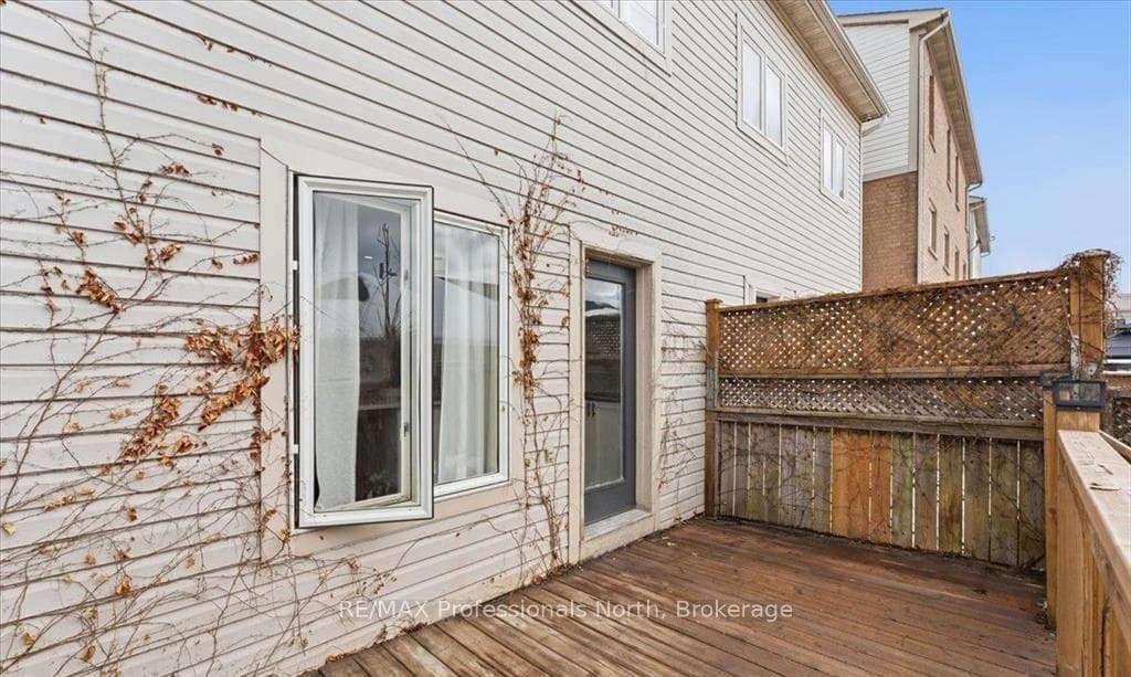 98 Roxton Road - Semi-Detached photo 23 of 28 in Oakville, Ontario