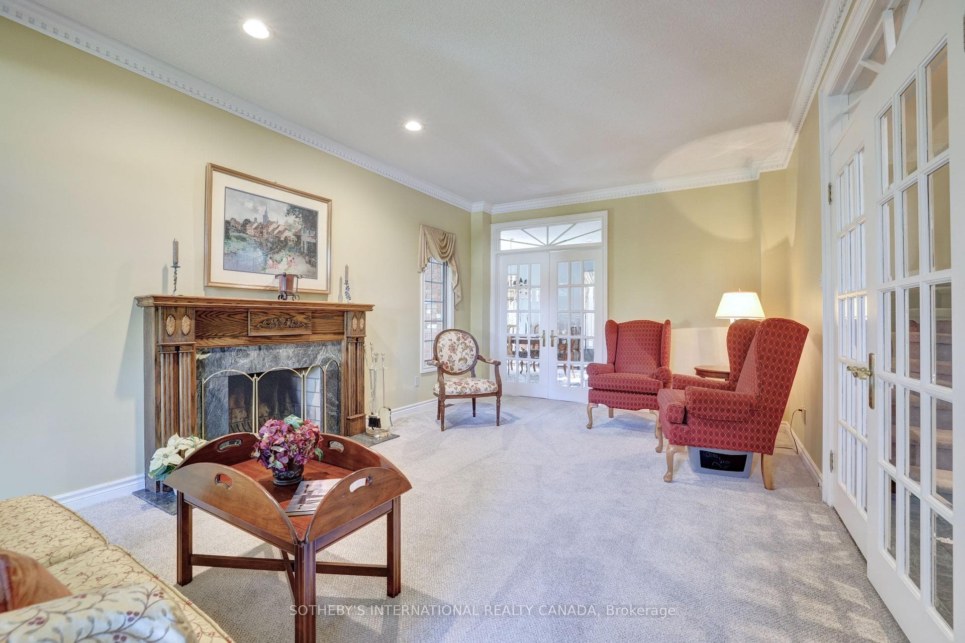 1379 Meadow Green Court - Detached photo 10 of 50 in Mississauga, Ontario