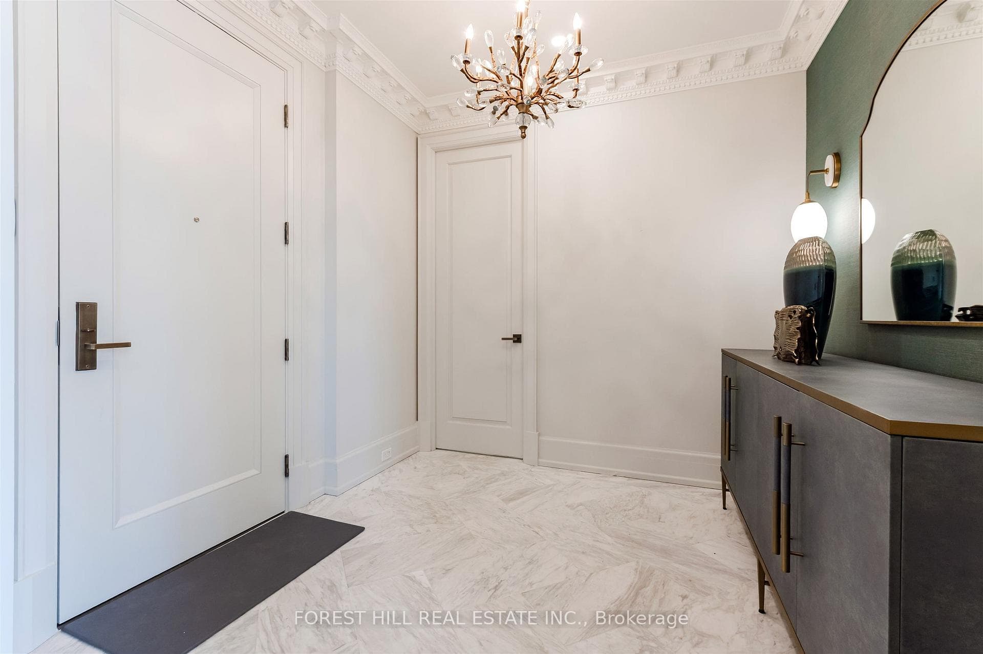 128 Hazelton Avenue Unit 602 - Condo photo 16 of 43 in Annex / Yorkville / Summerhill, Ontario
