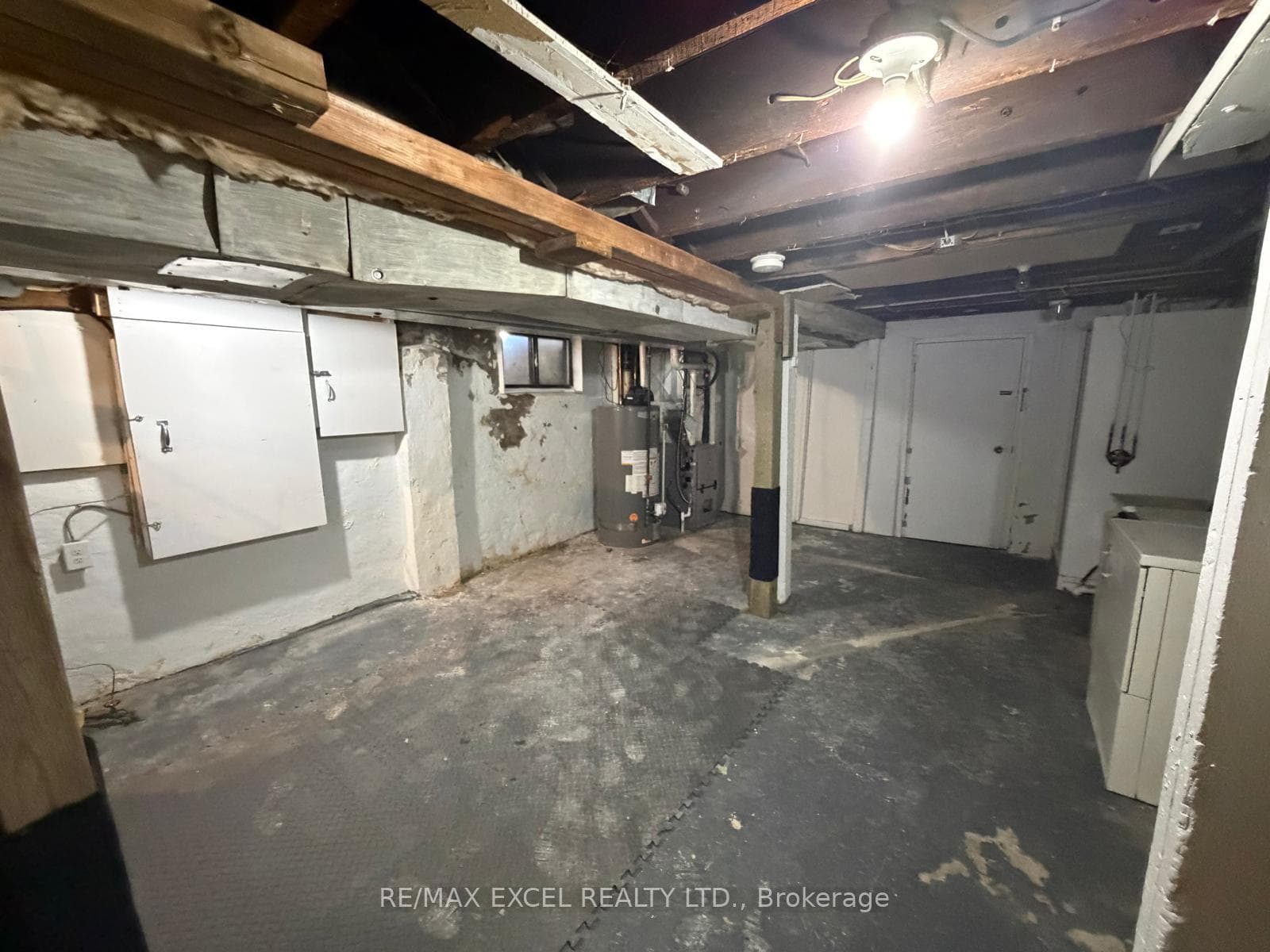 515 Warden Avenue Unit Main Flr & Bsmt, Unit A - Detached photo 5 of 17 in Birch Cliff / Cliffside, Ontario