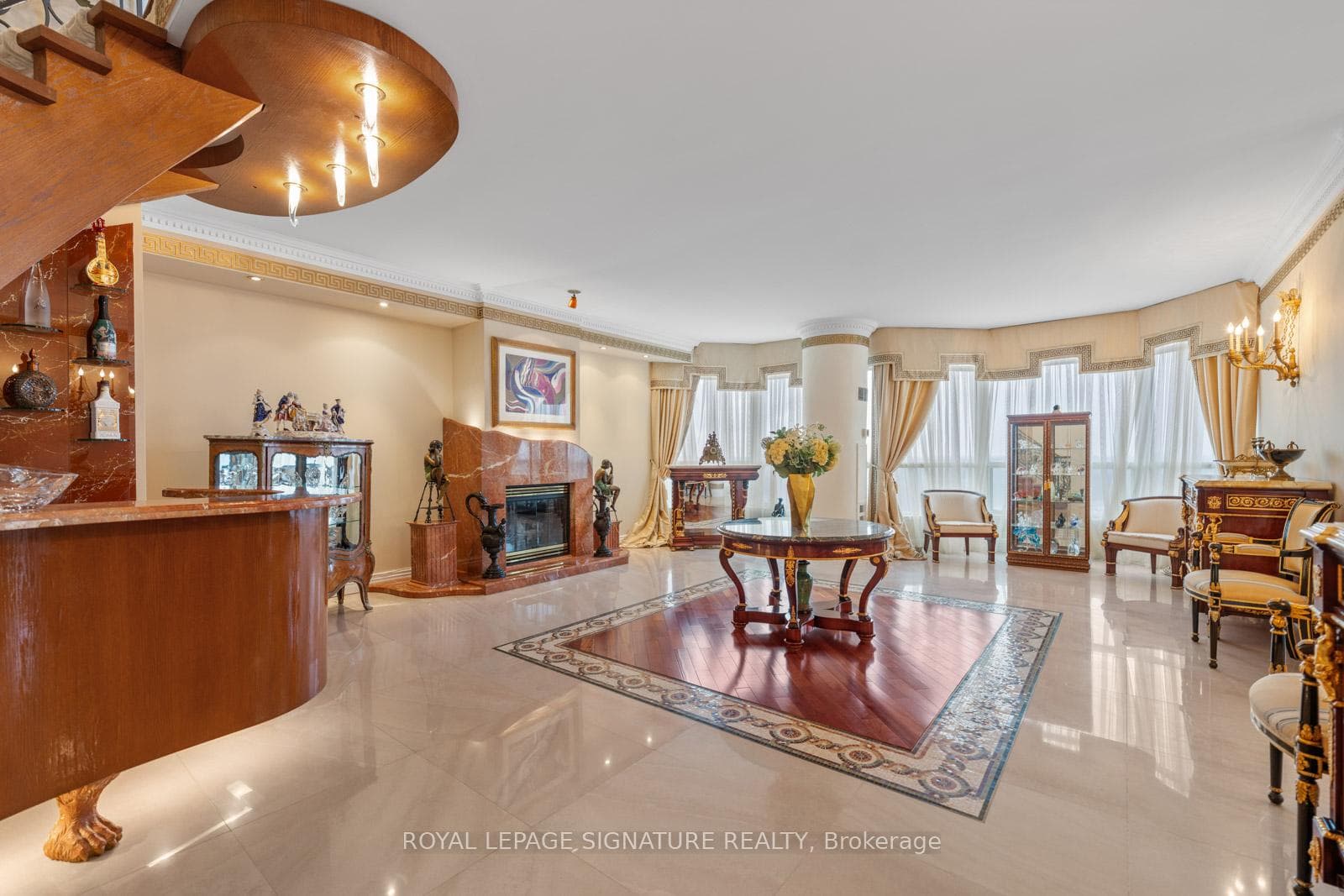 7300 Yonge Street Unit PH9 - home for sale in Vaughan, Ontario