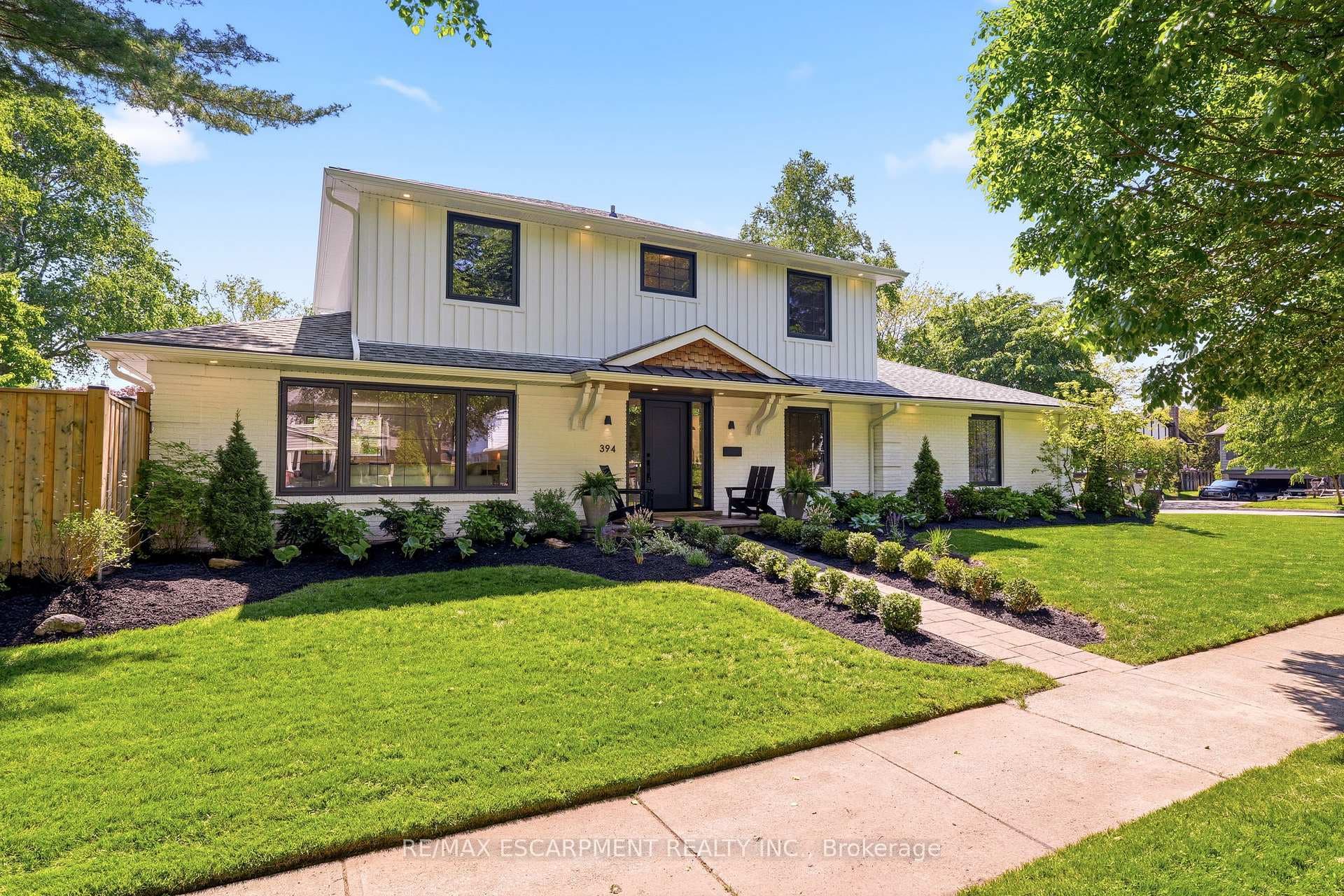 394 RANKIN Drive - Detached photo 1 of 50 in Burlington, Ontario