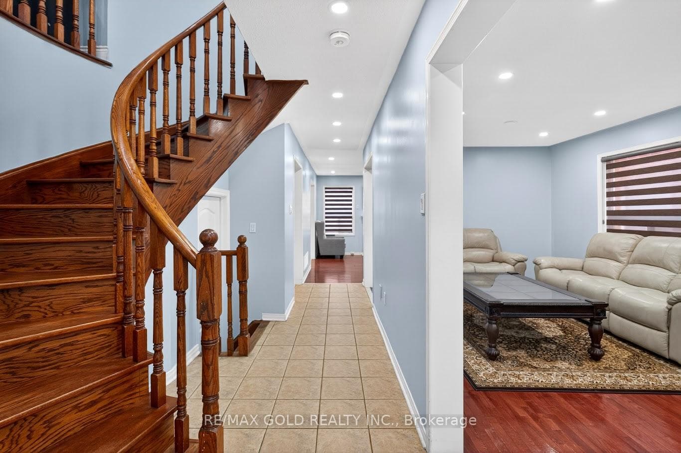 50 Ranchero Drive - Detached photo 4 of 32 in Brampton, Ontario