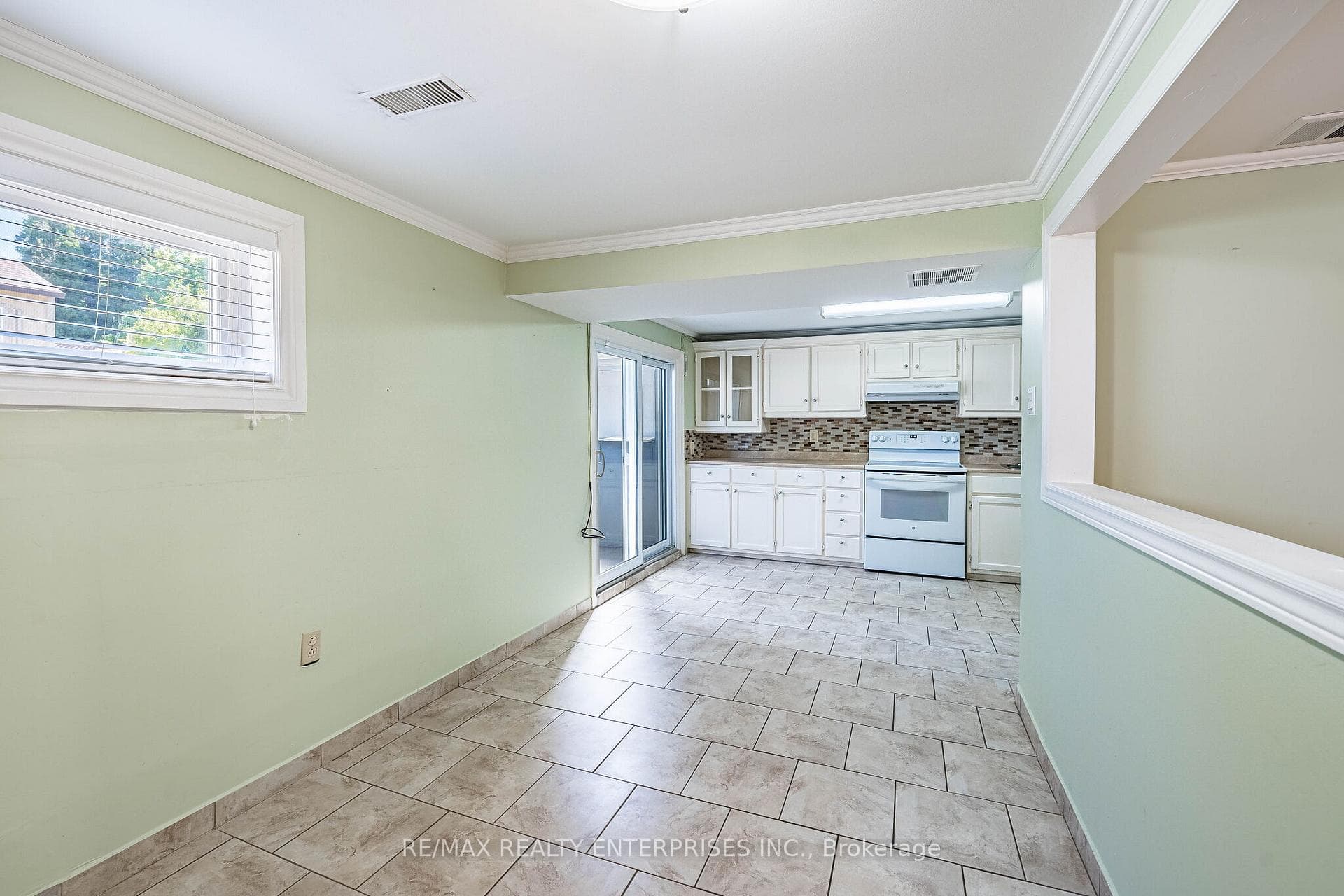 3669 Molly Avenue - Semi-Detached photo 31 of 42 in Mississauga, Ontario