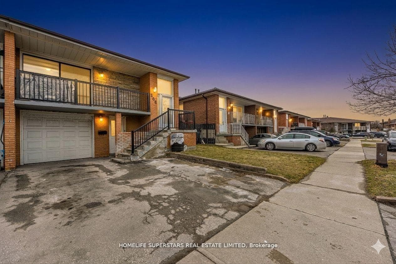 306 Royal Salisbury Way - Semi-Detached photo 2 of 22 in Brampton, Ontario