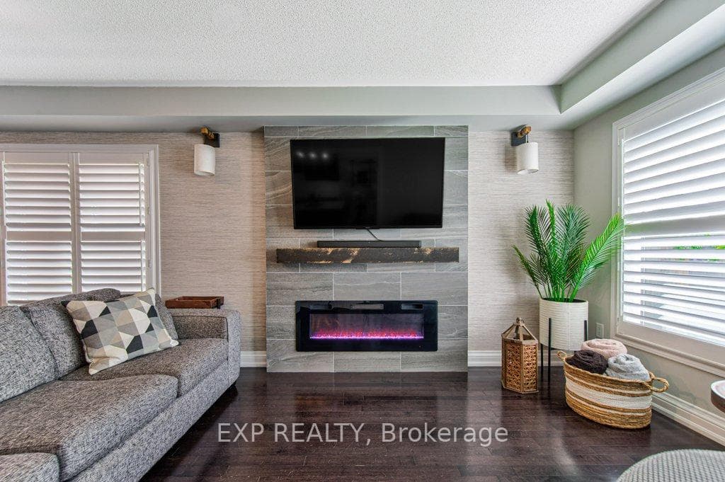 76 Ruhl Drive - Detached photo 14 of 50 in Milton, Ontario