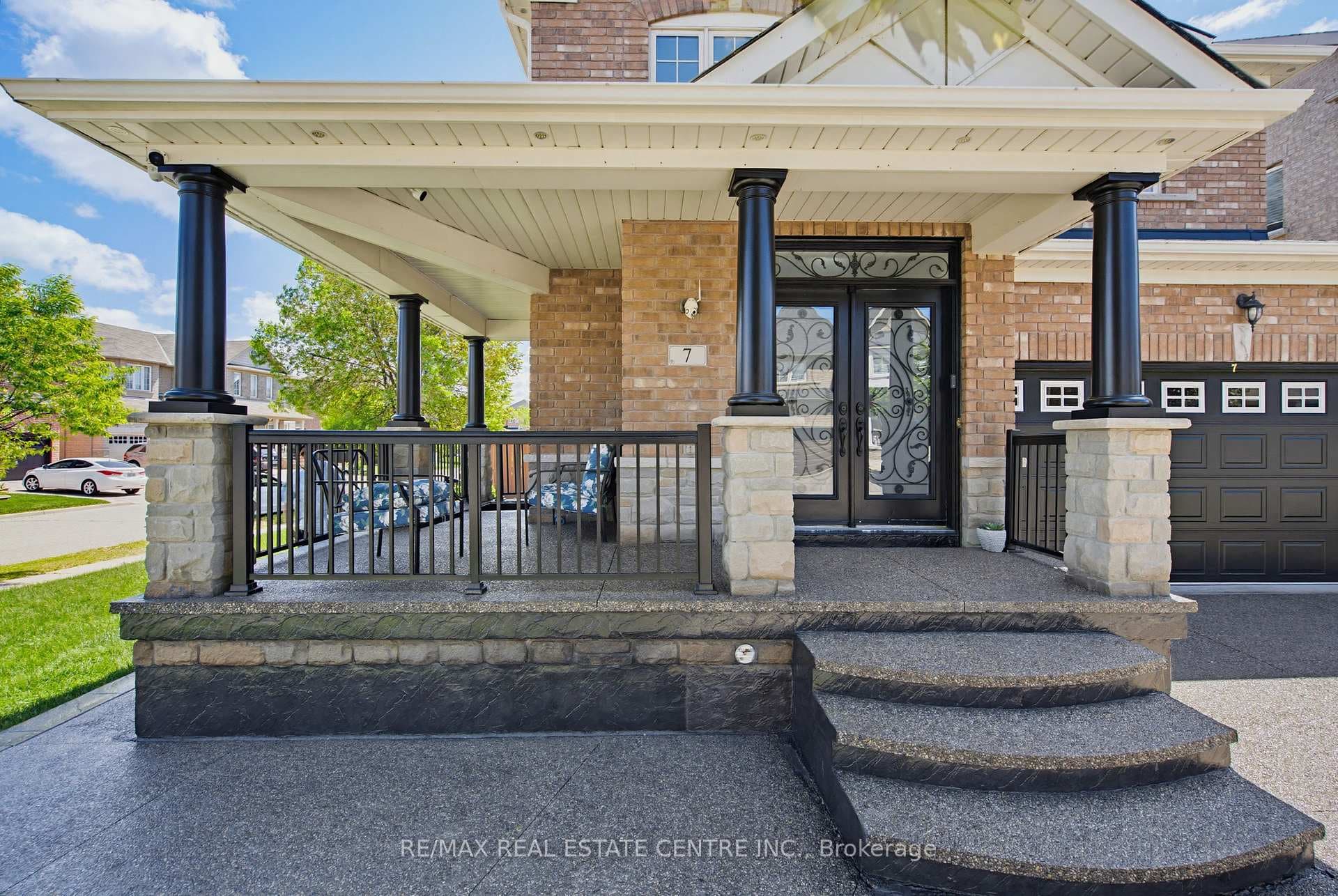 7 Resserville Street - Detached photo 3 of 43 in Brampton, Ontario