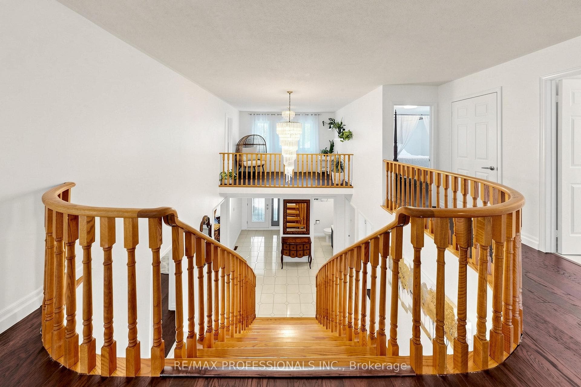 970 Silversmith Drive - Detached photo 22 of 50 in Mississauga, Ontario