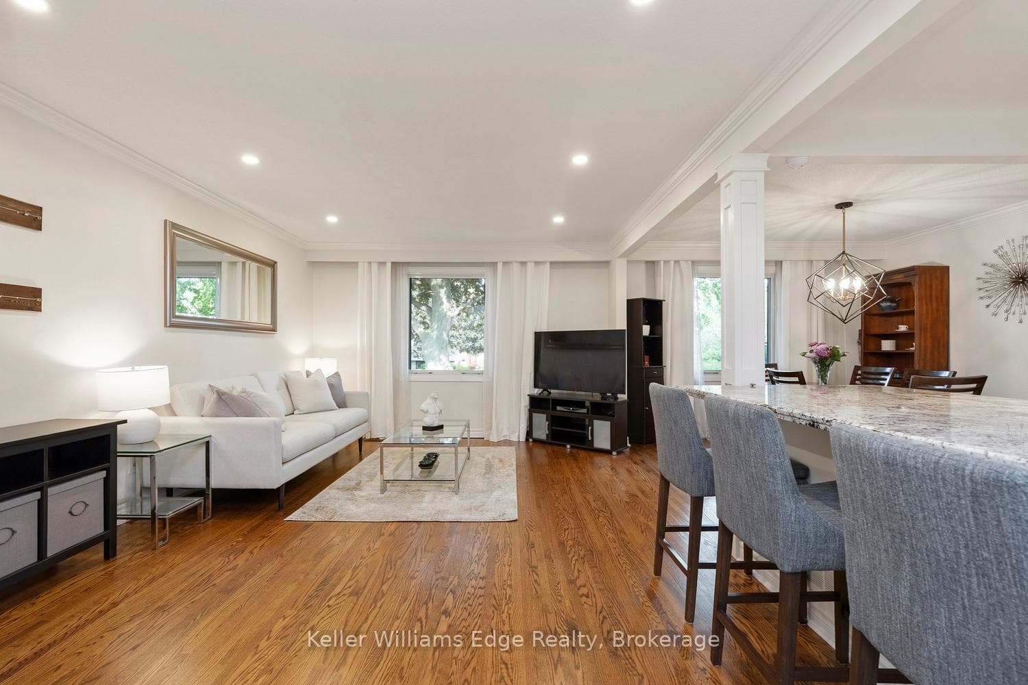 2213 Sunnyvale Drive - Detached photo 8 of 48 in Oakville, Ontario