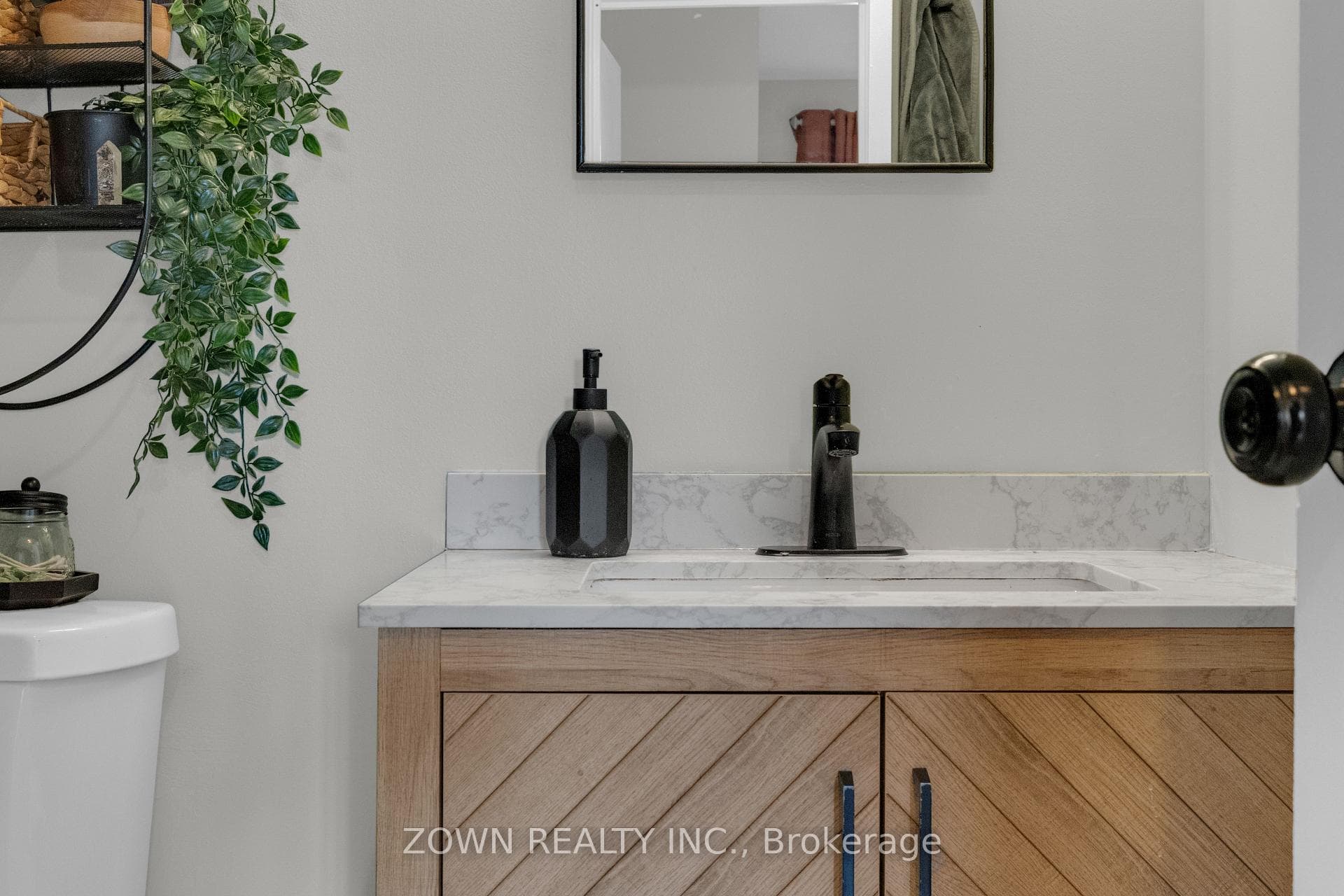 3835 Lakeshore Boulevard Unit 210 - Condo photo 27 of 36 in Liberty Village / Parkdale / South Parkdale, Ontario