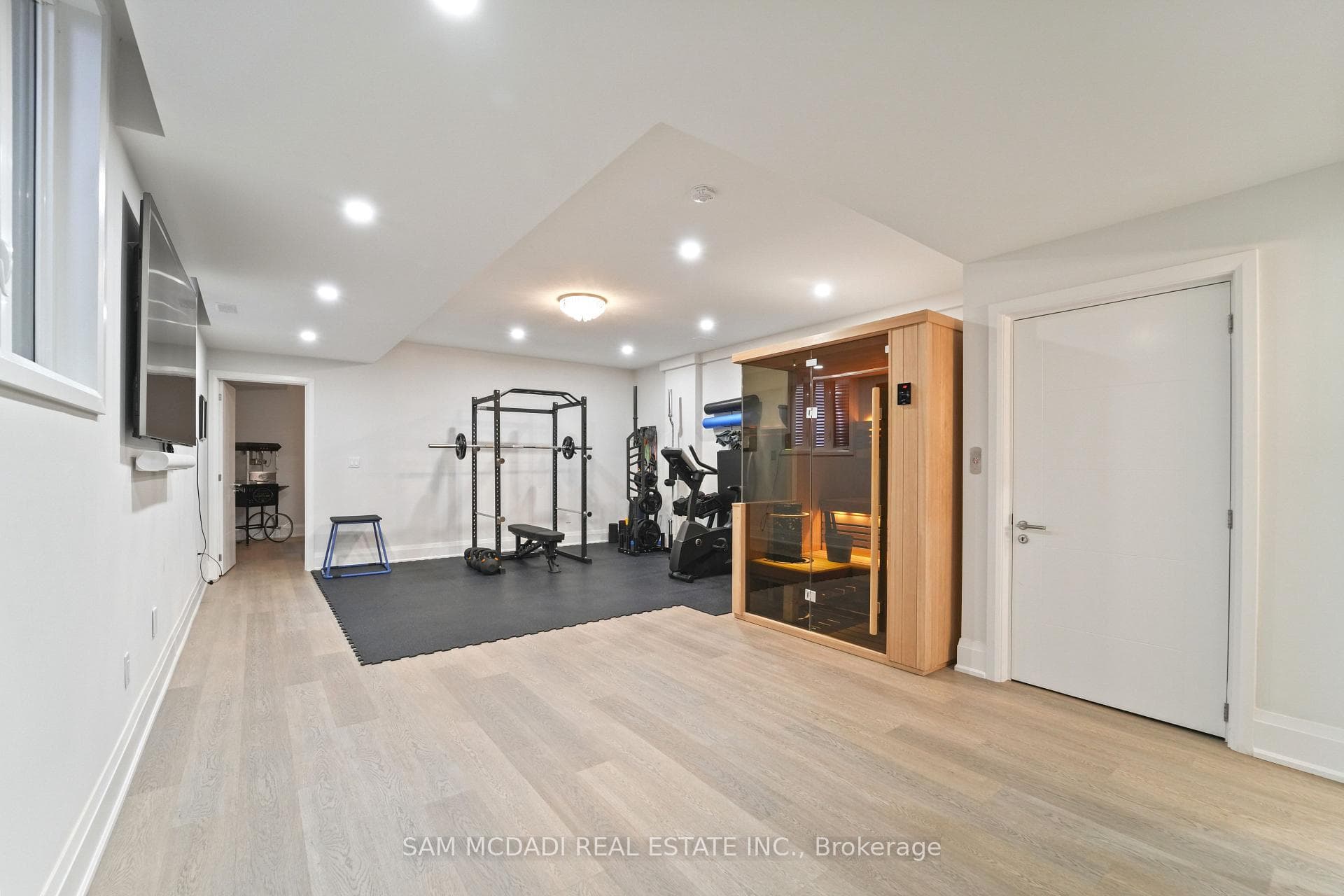 11B Maple Avenue - Semi-Detached photo 36 of 49 in Mississauga, Ontario