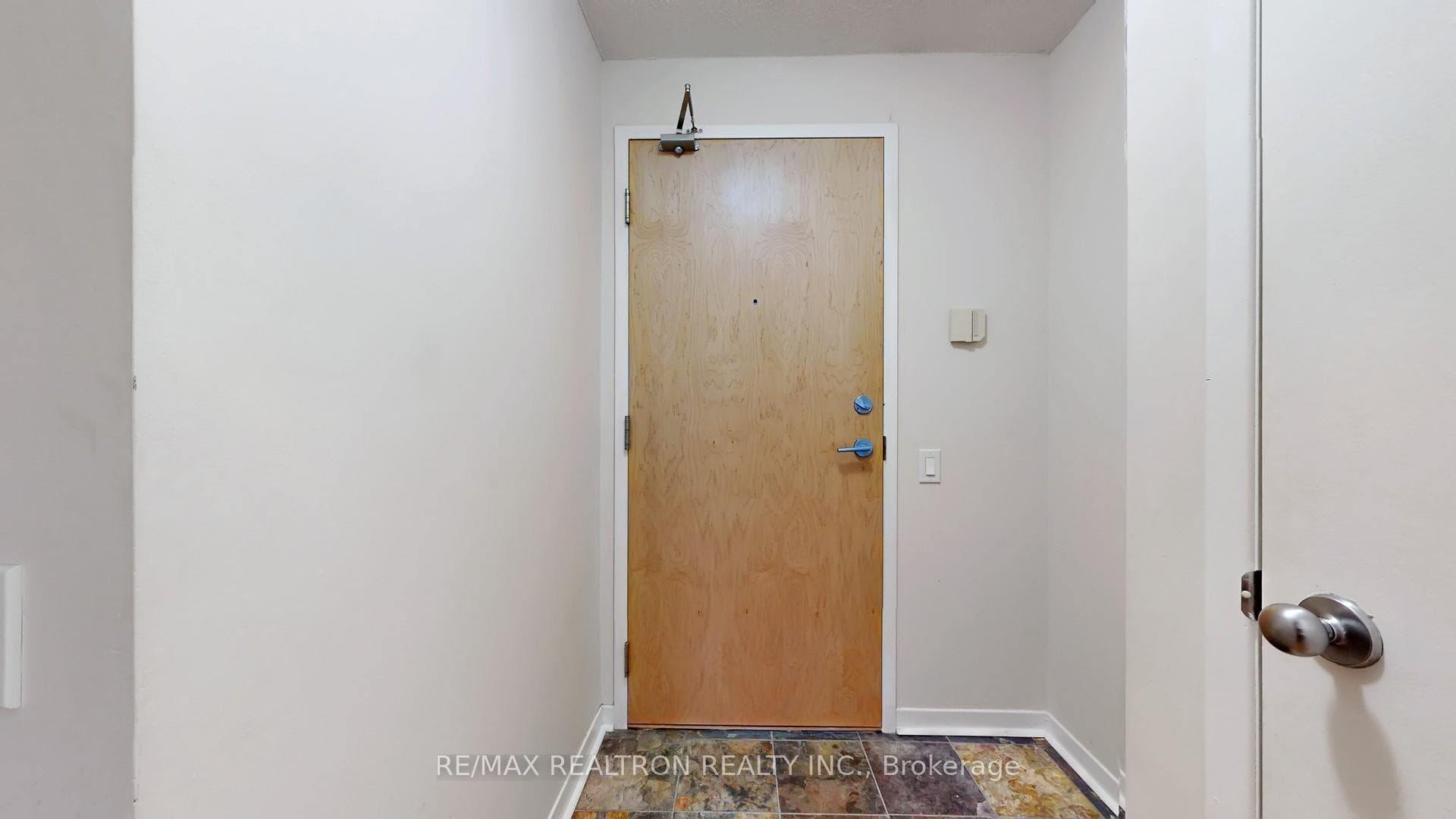 1050 The Queensway Avenue Unit 217 - Condo photo 38 of 41 in Etobicoke (Islington / Rexdale), Ontario