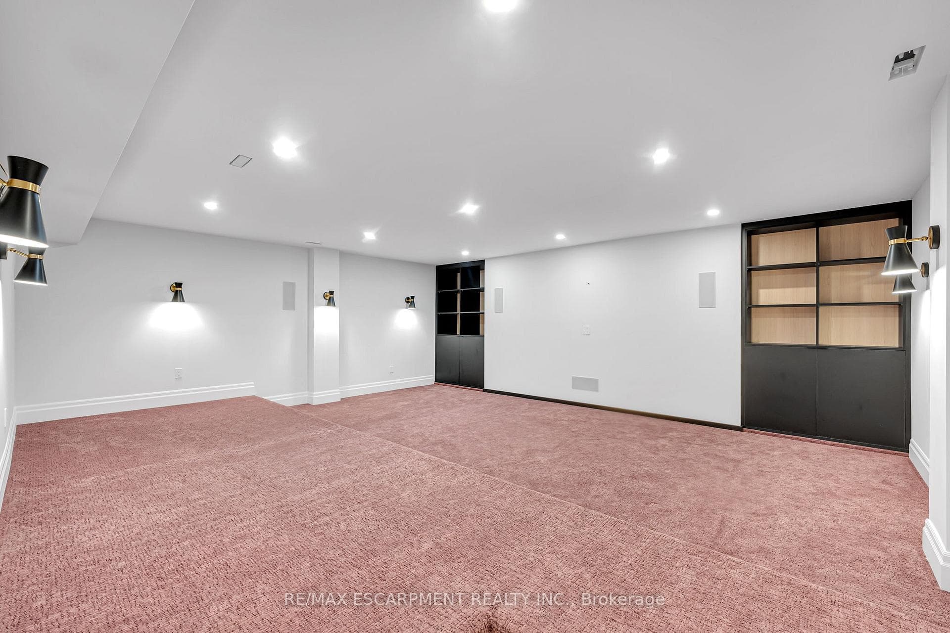 383 Wadsworth Street - Detached photo 37 of 46 in Oakville, Ontario